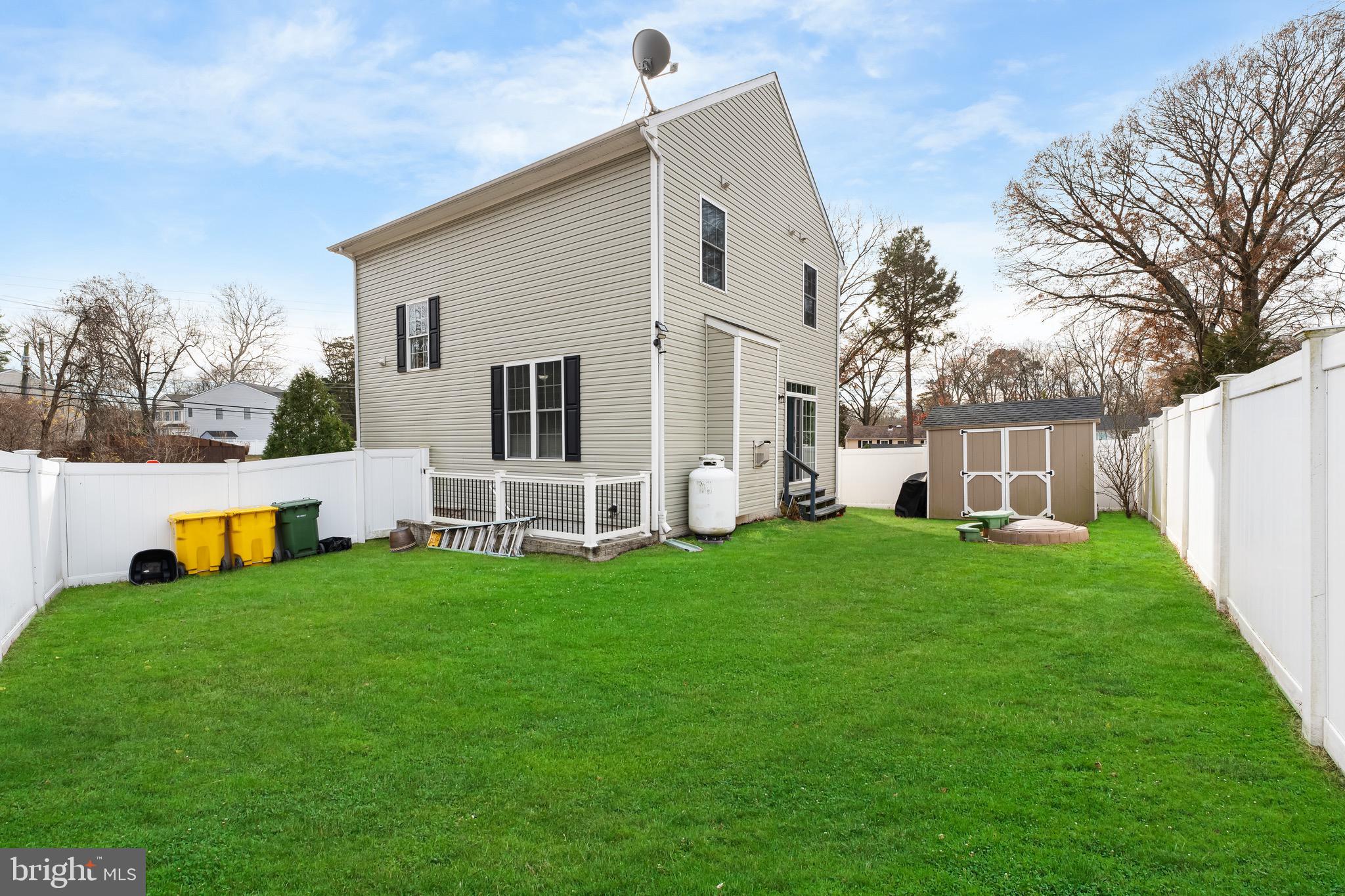 CEDARHURST - Residential