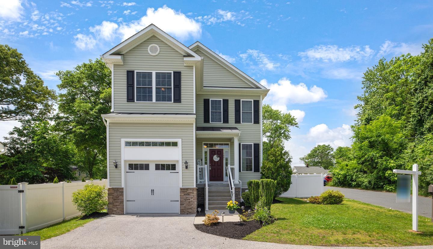 CEDARHURST - Residential