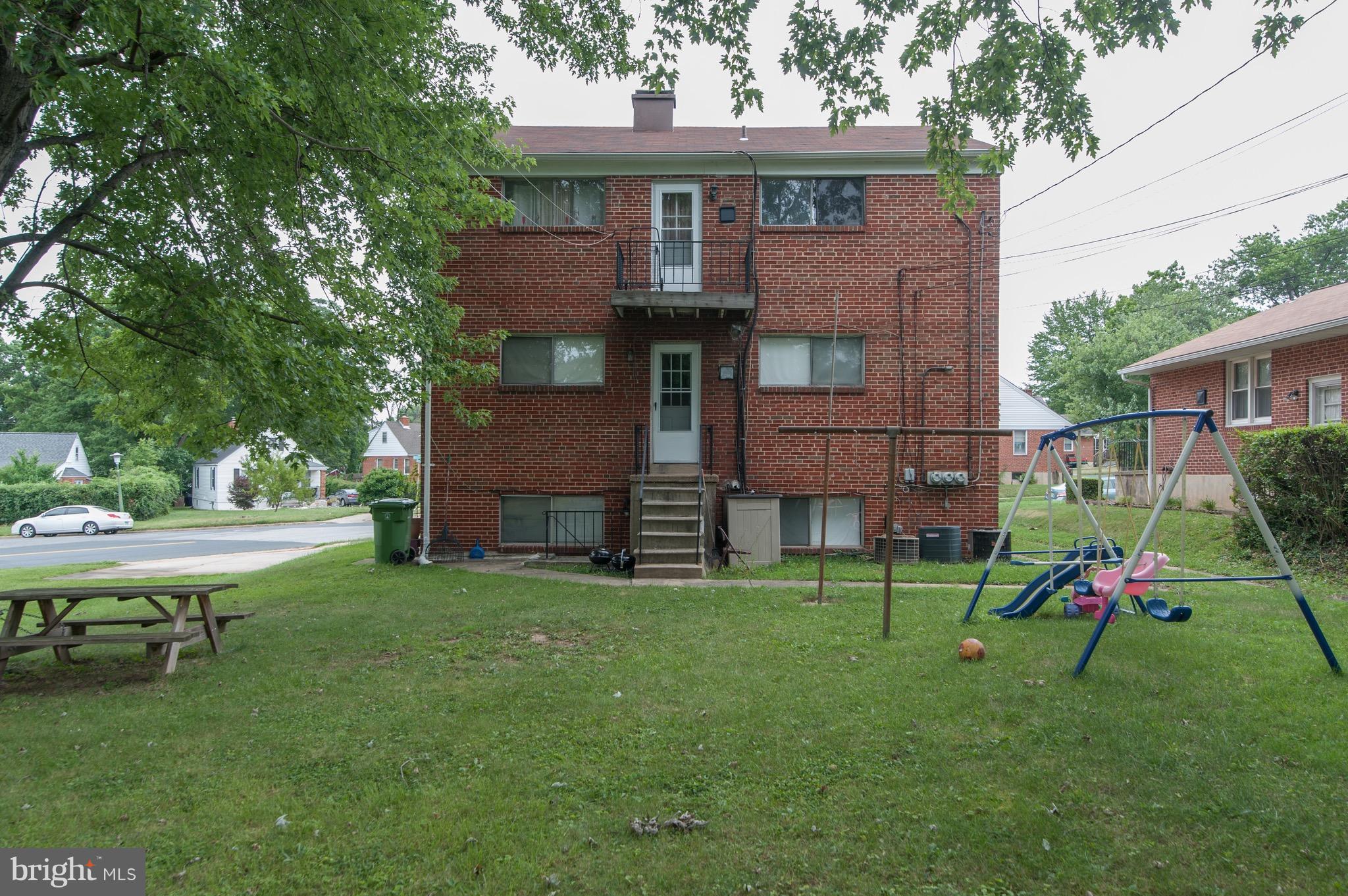 PARKVILLE - Residential