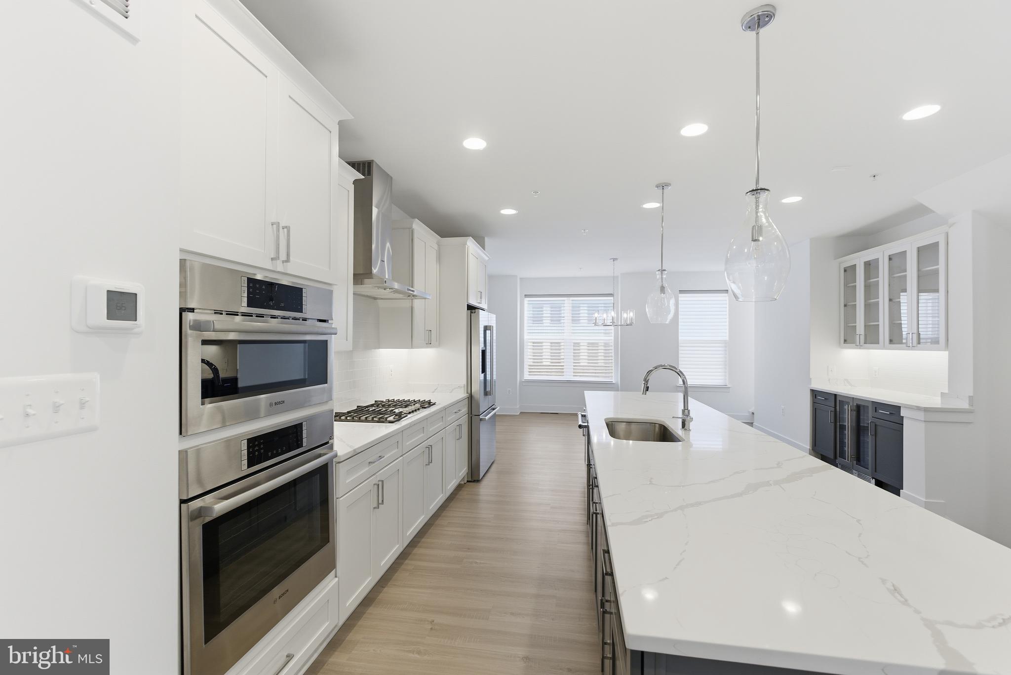 LAUREL - Residential Lease