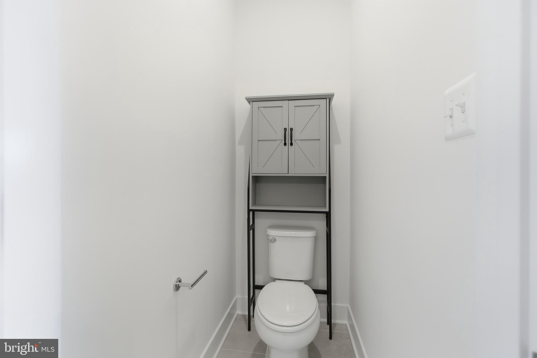 LAUREL - Residential Lease