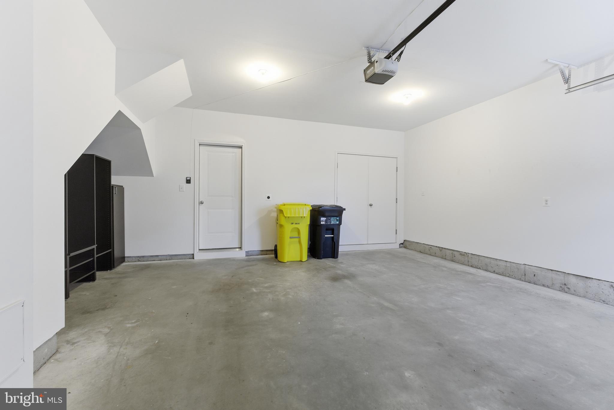 LAUREL - Residential Lease