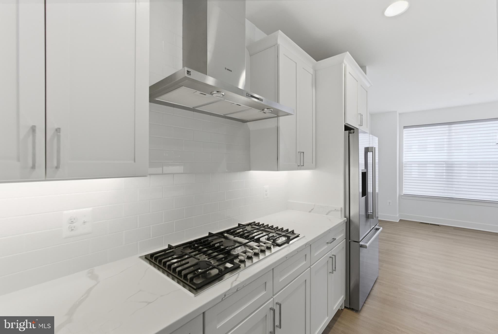 LAUREL - Residential Lease