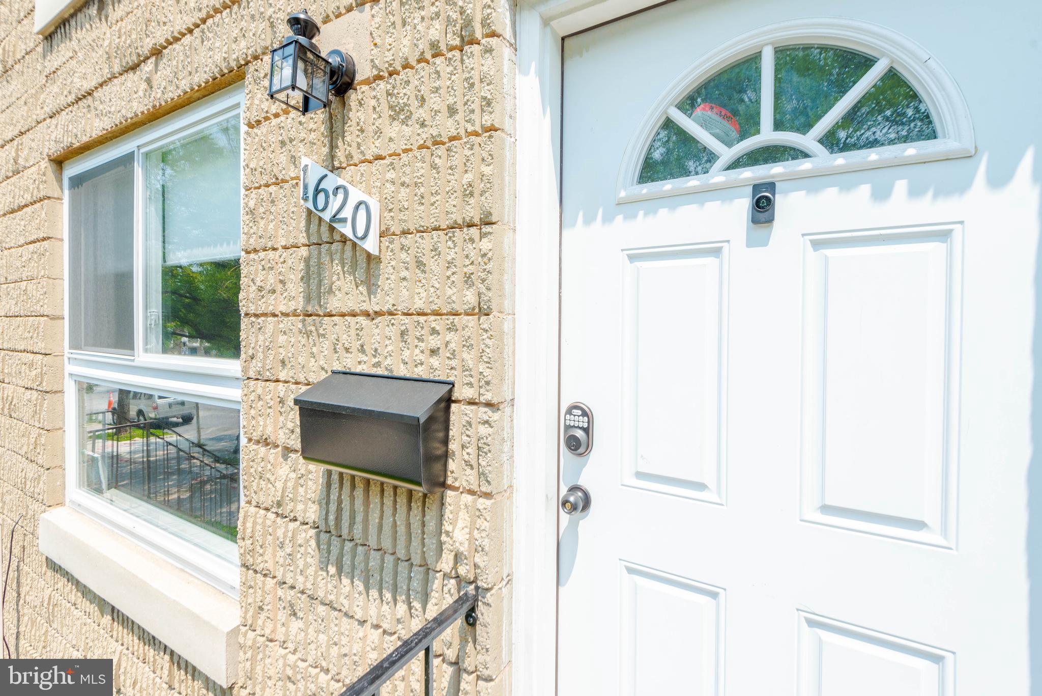 JOHNS HOPKINS - Residential Lease