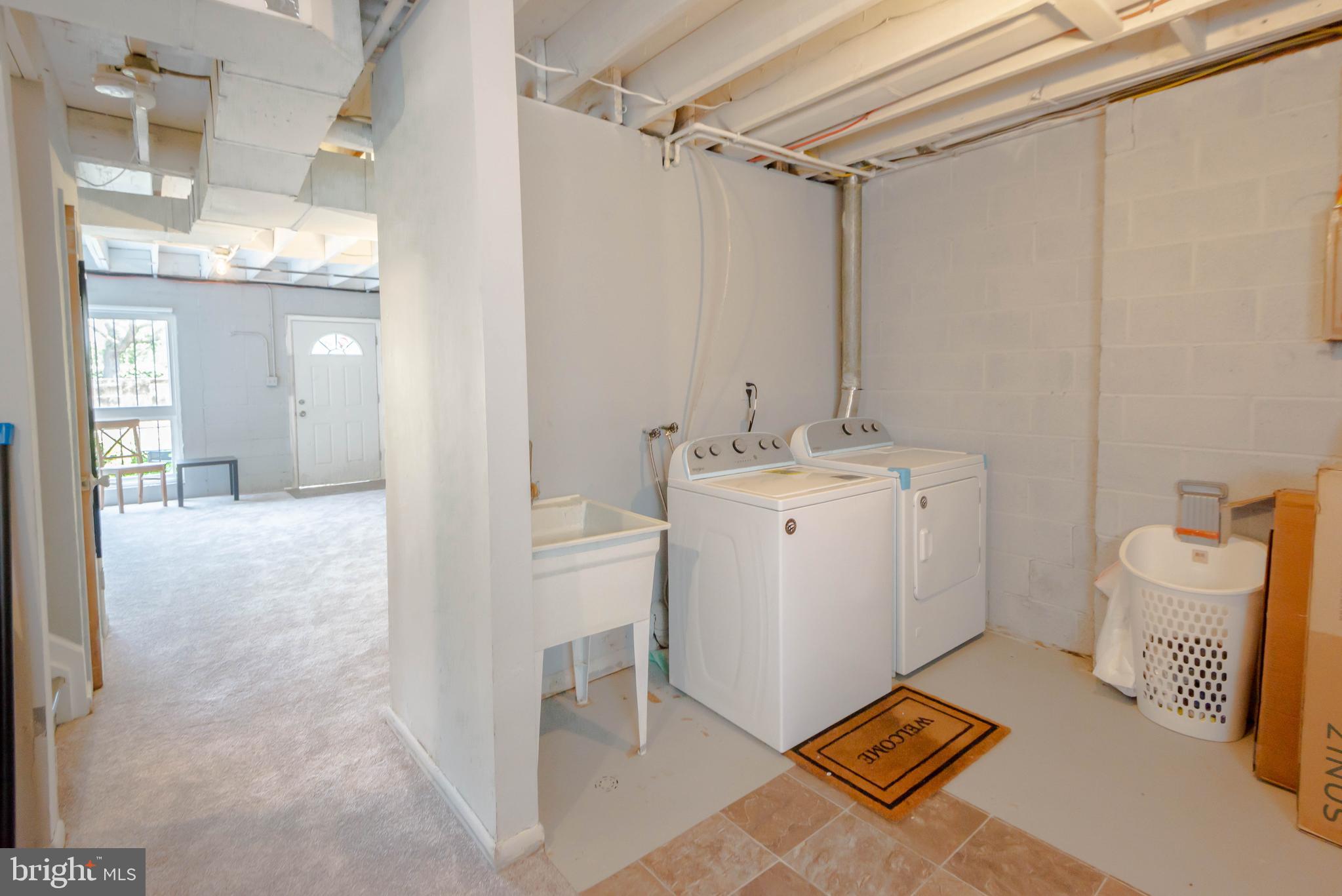 JOHNS HOPKINS - Residential Lease