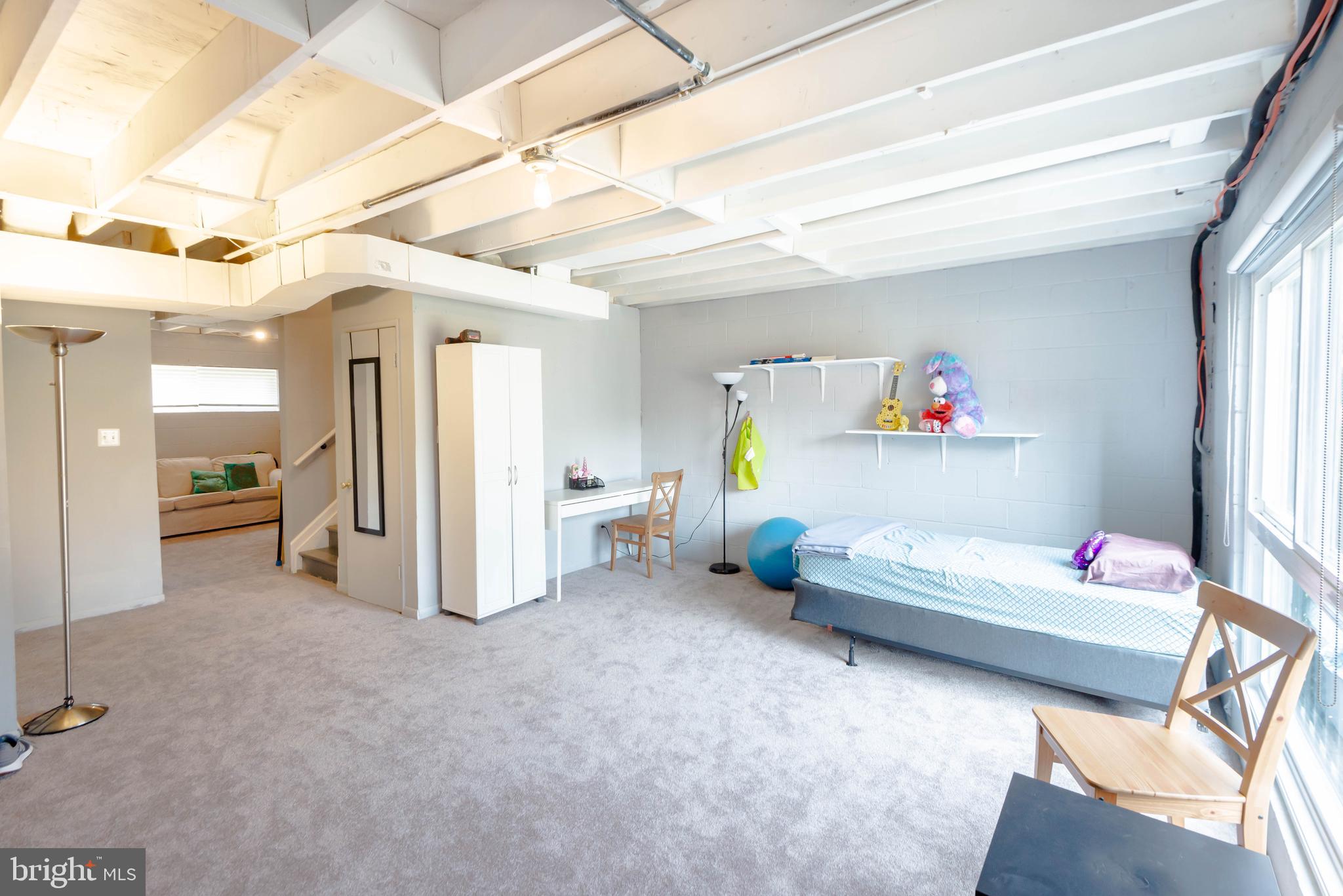 JOHNS HOPKINS - Residential Lease