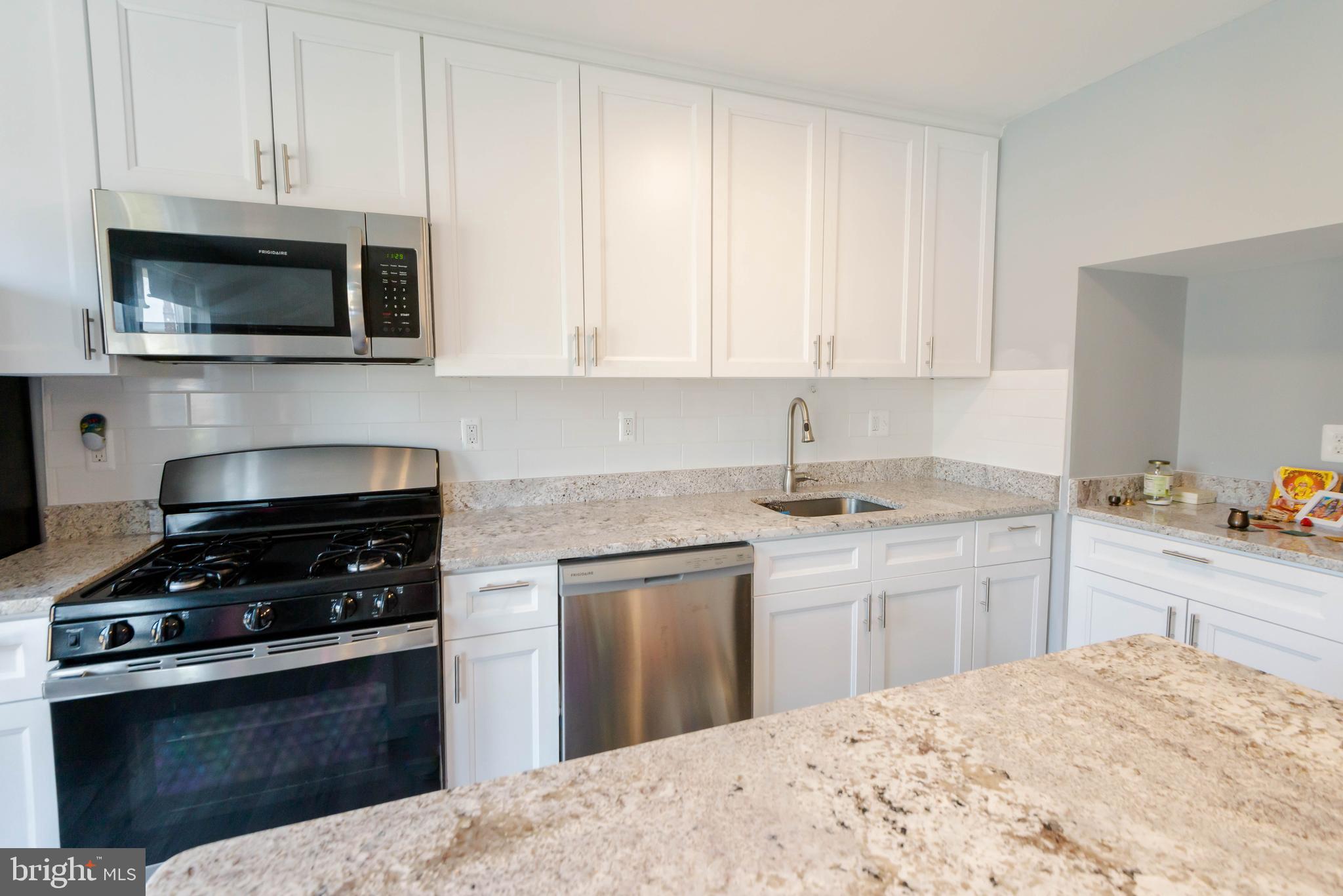 JOHNS HOPKINS - Residential Lease