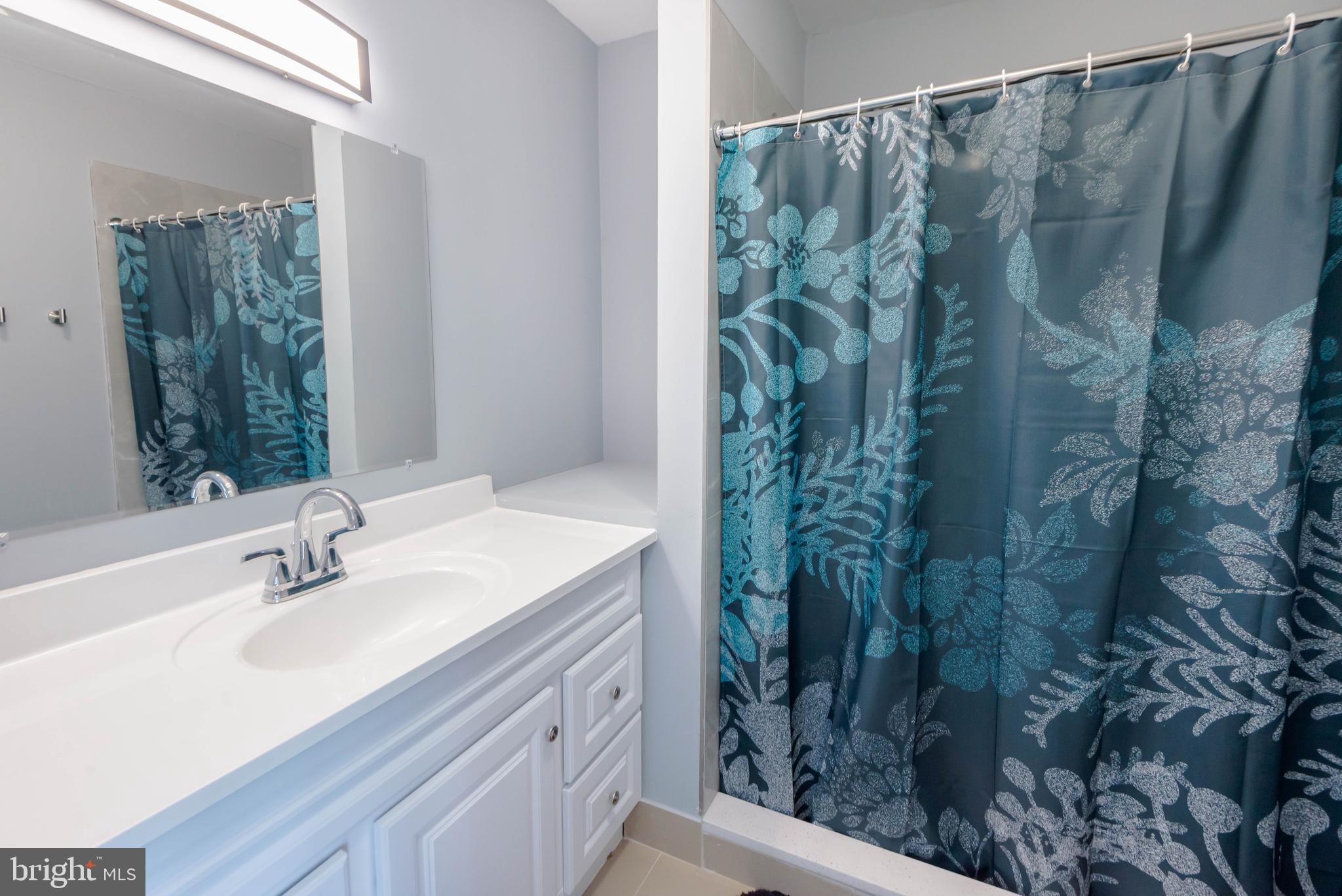 JOHNS HOPKINS - Residential Lease