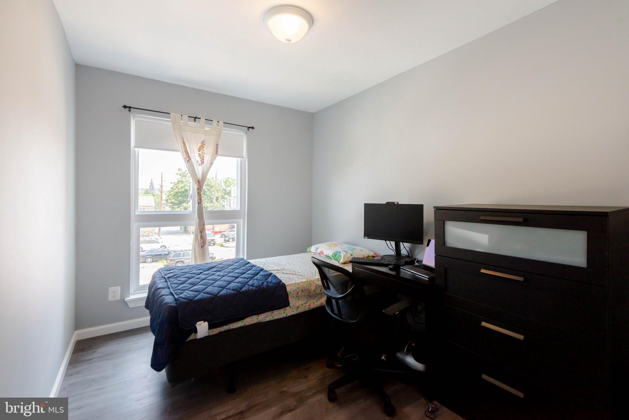 JOHNS HOPKINS - Residential Lease