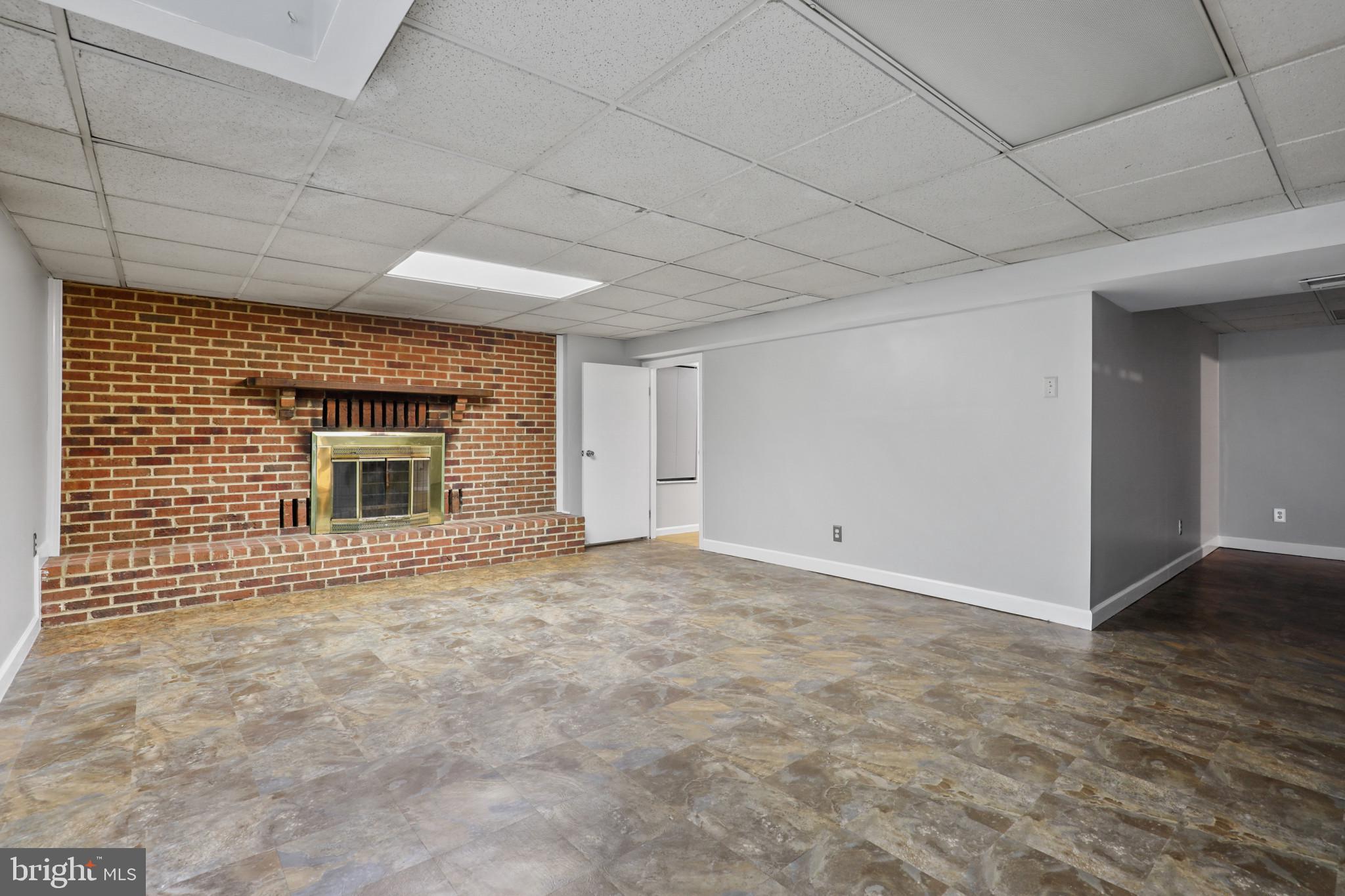 MONTROSE - Residential