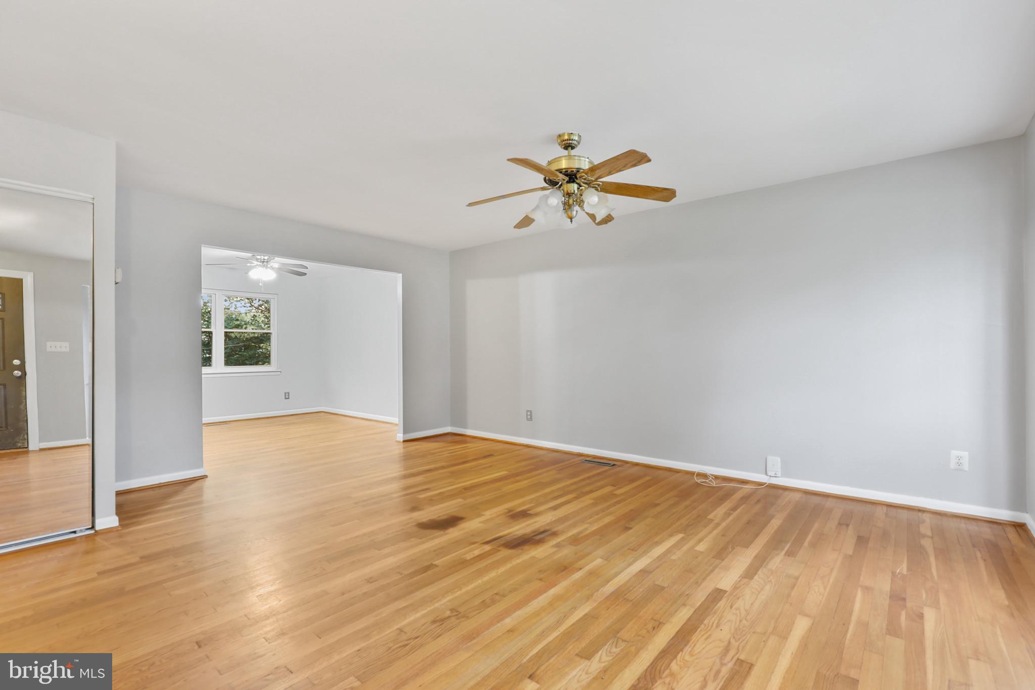 MONTROSE - Residential