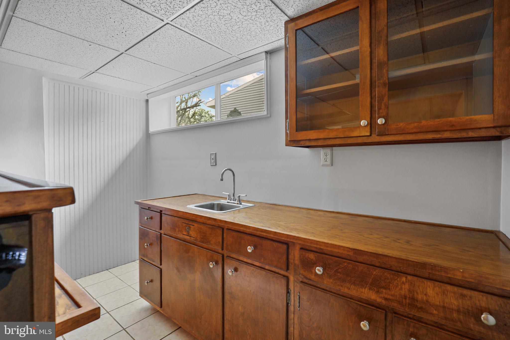 MONTROSE - Residential