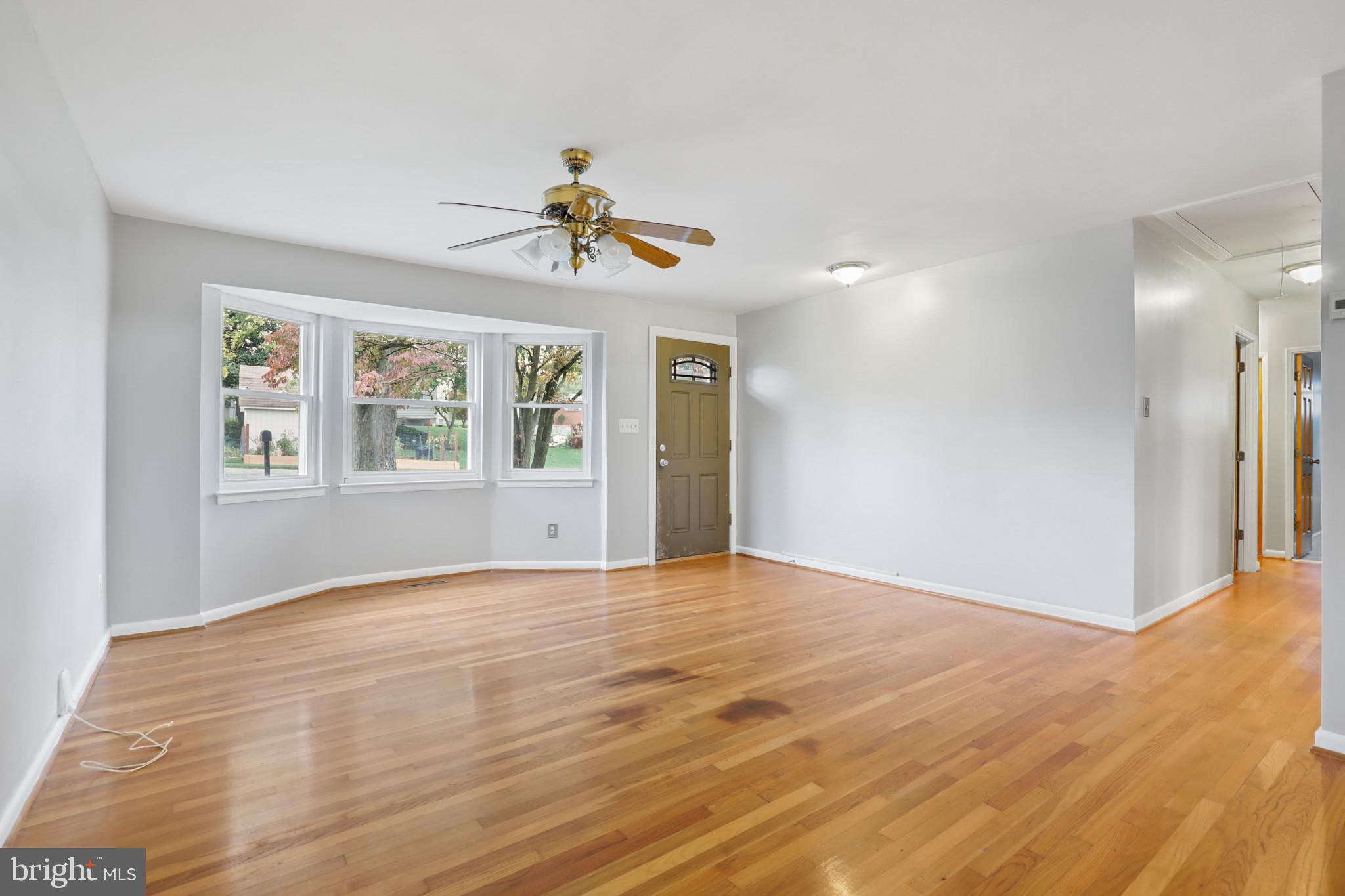 MONTROSE - Residential