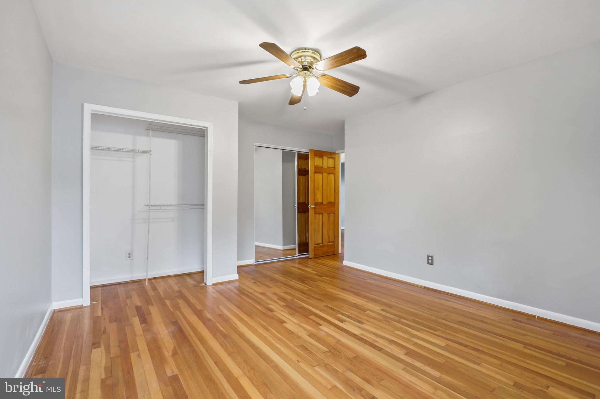 MONTROSE - Residential