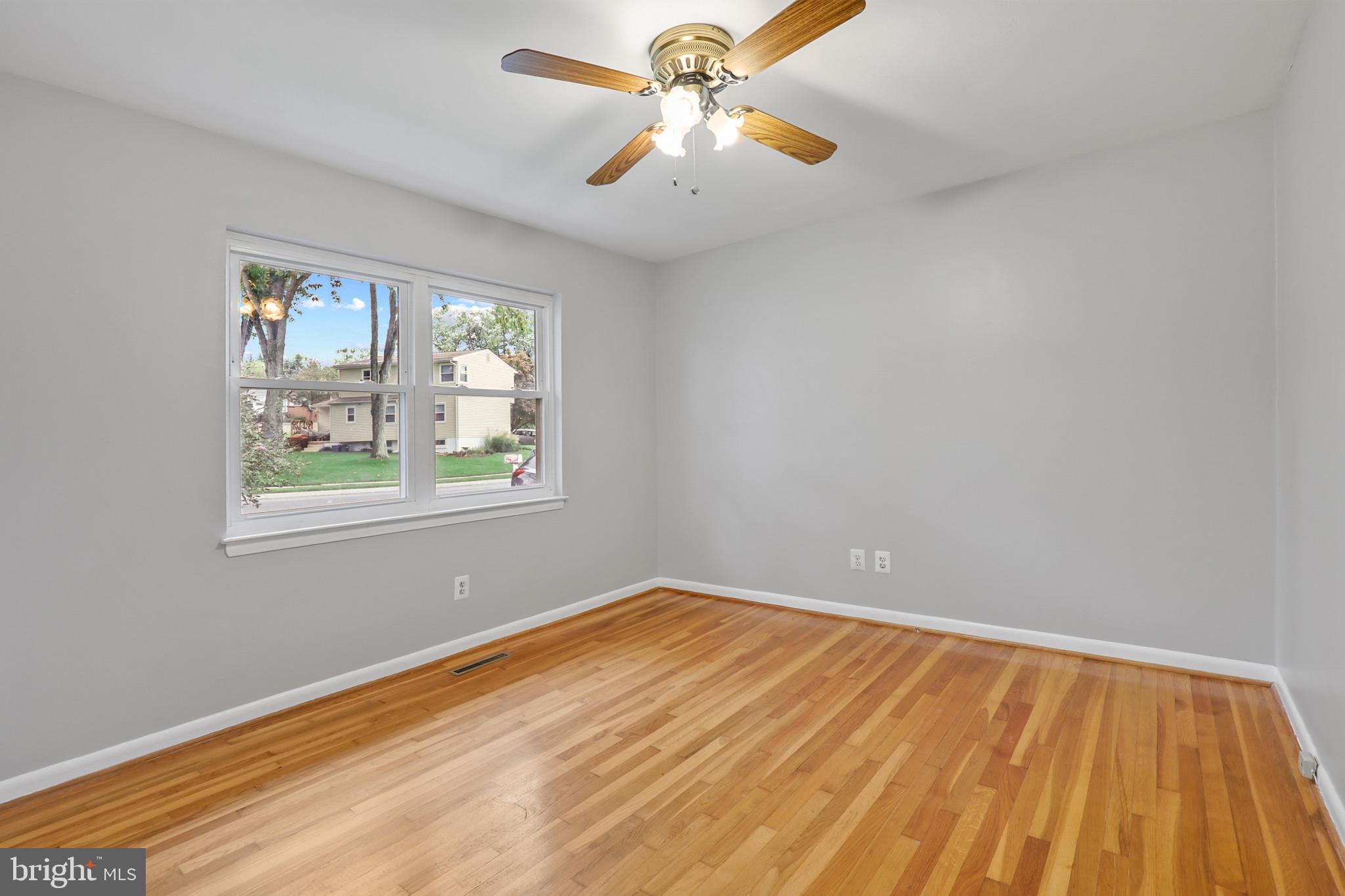 MONTROSE - Residential