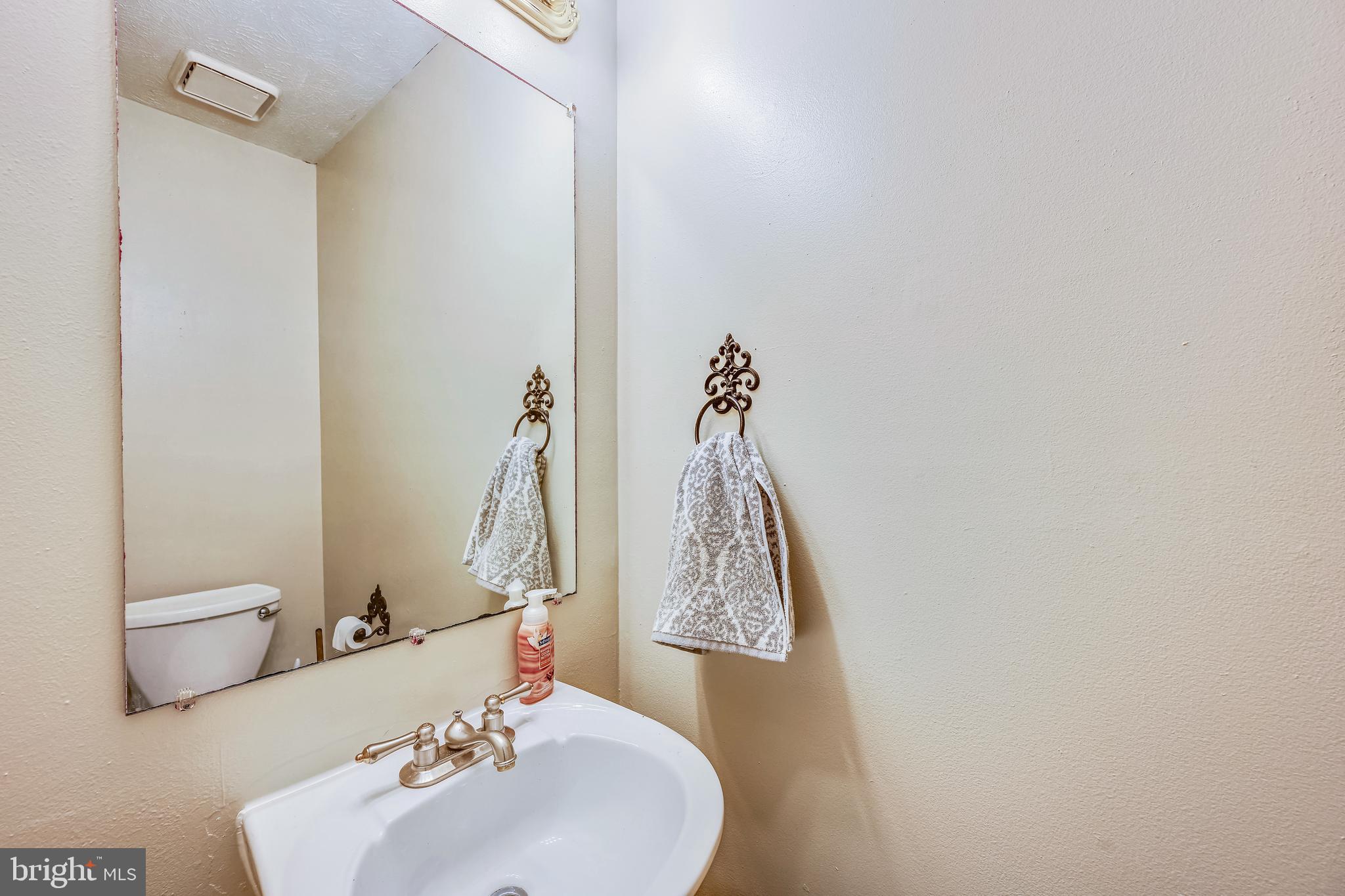 KINGS RANSOM CONDO - Residential Lease