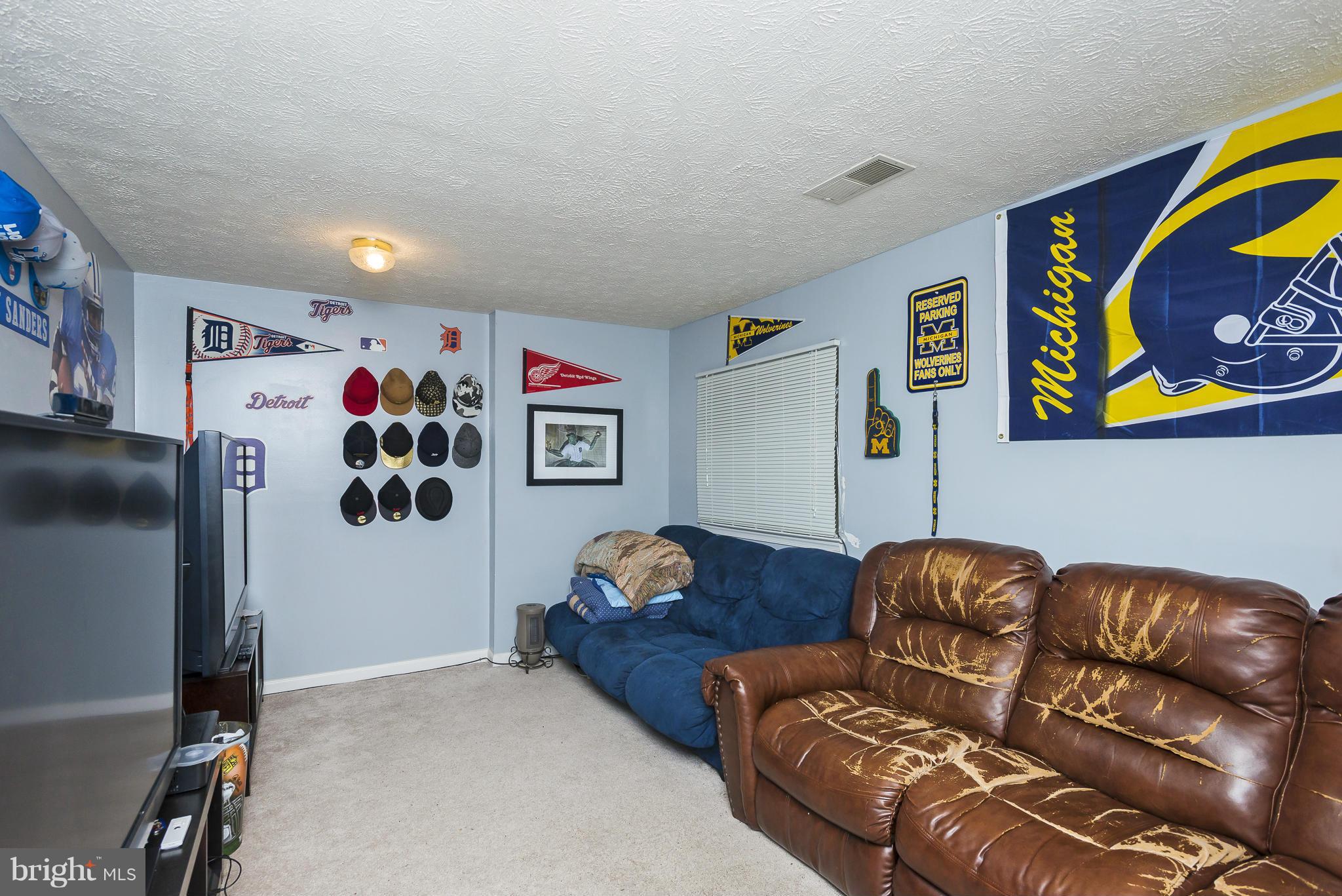 KINGS RANSOM CONDO - Residential Lease