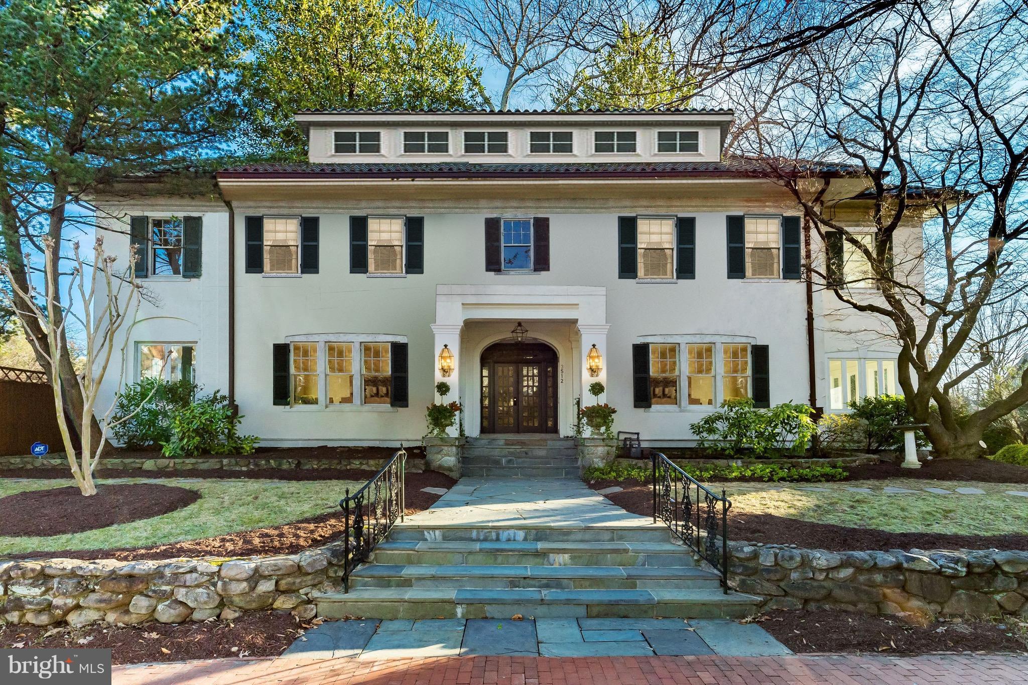 CLEVELAND PARK - Residential