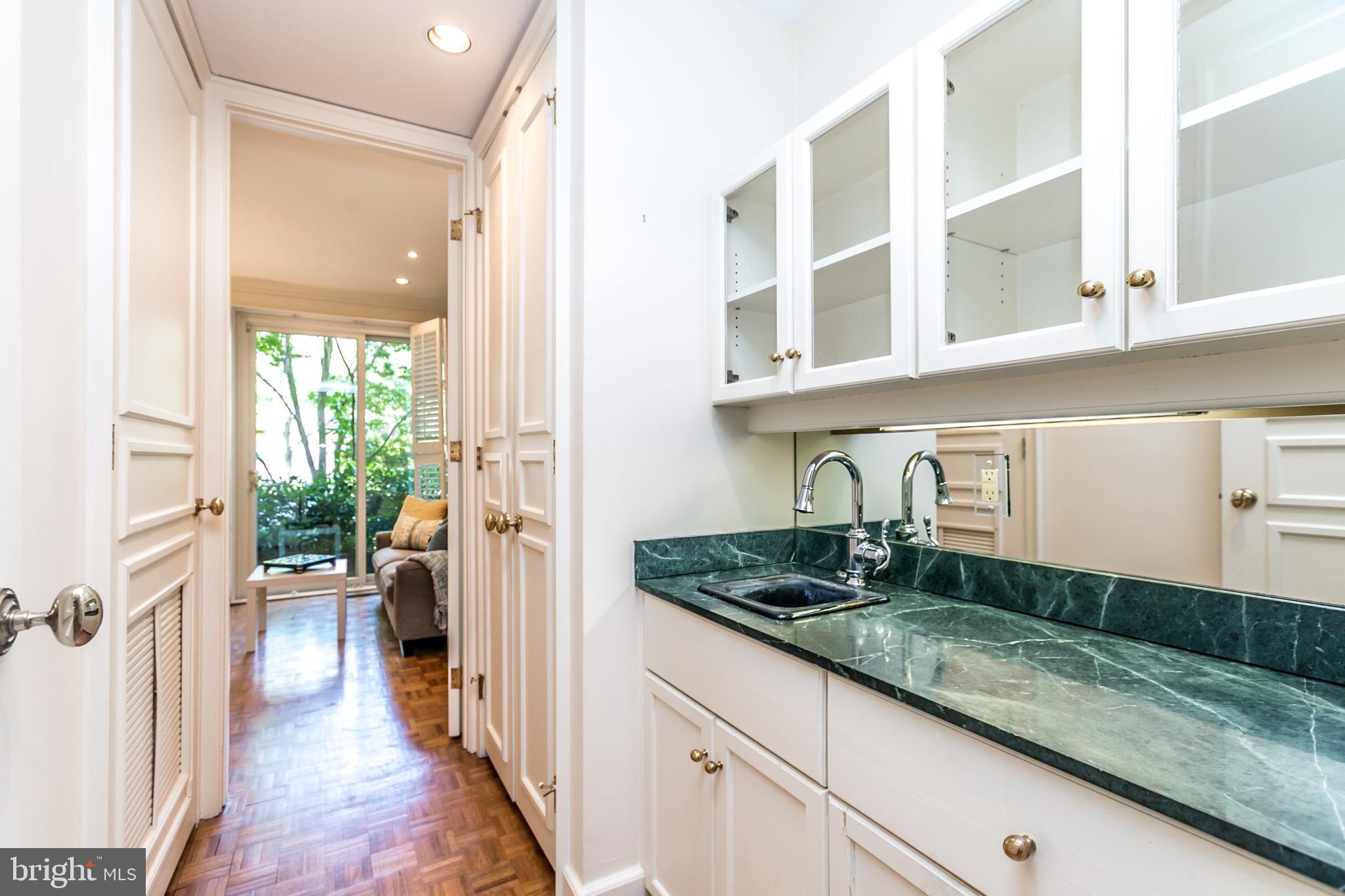 CROSS KEYS - Residential