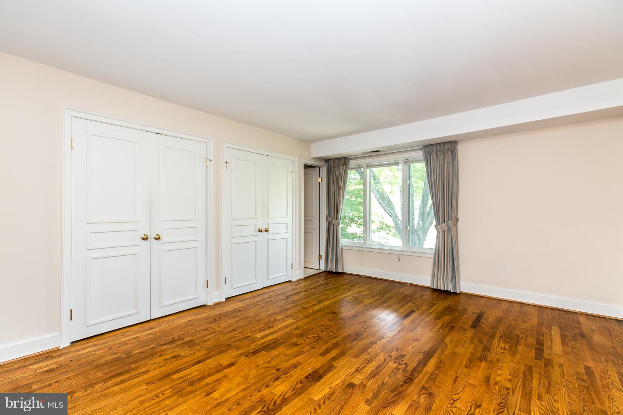 CROSS KEYS - Residential