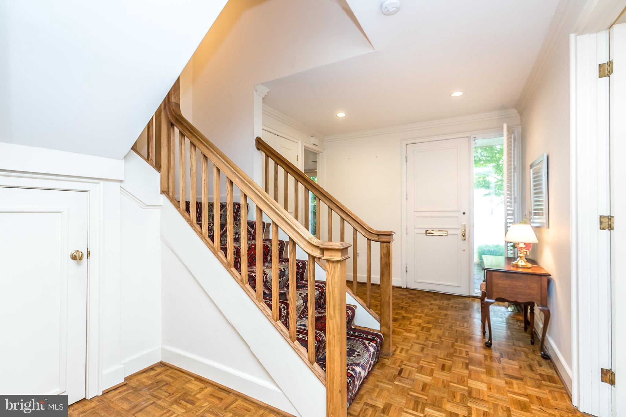 CROSS KEYS - Residential