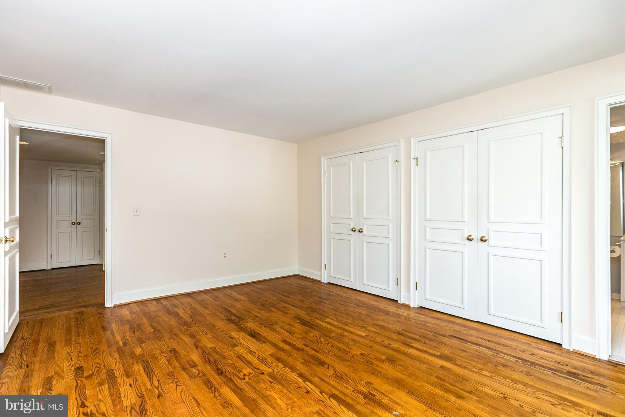 CROSS KEYS - Residential