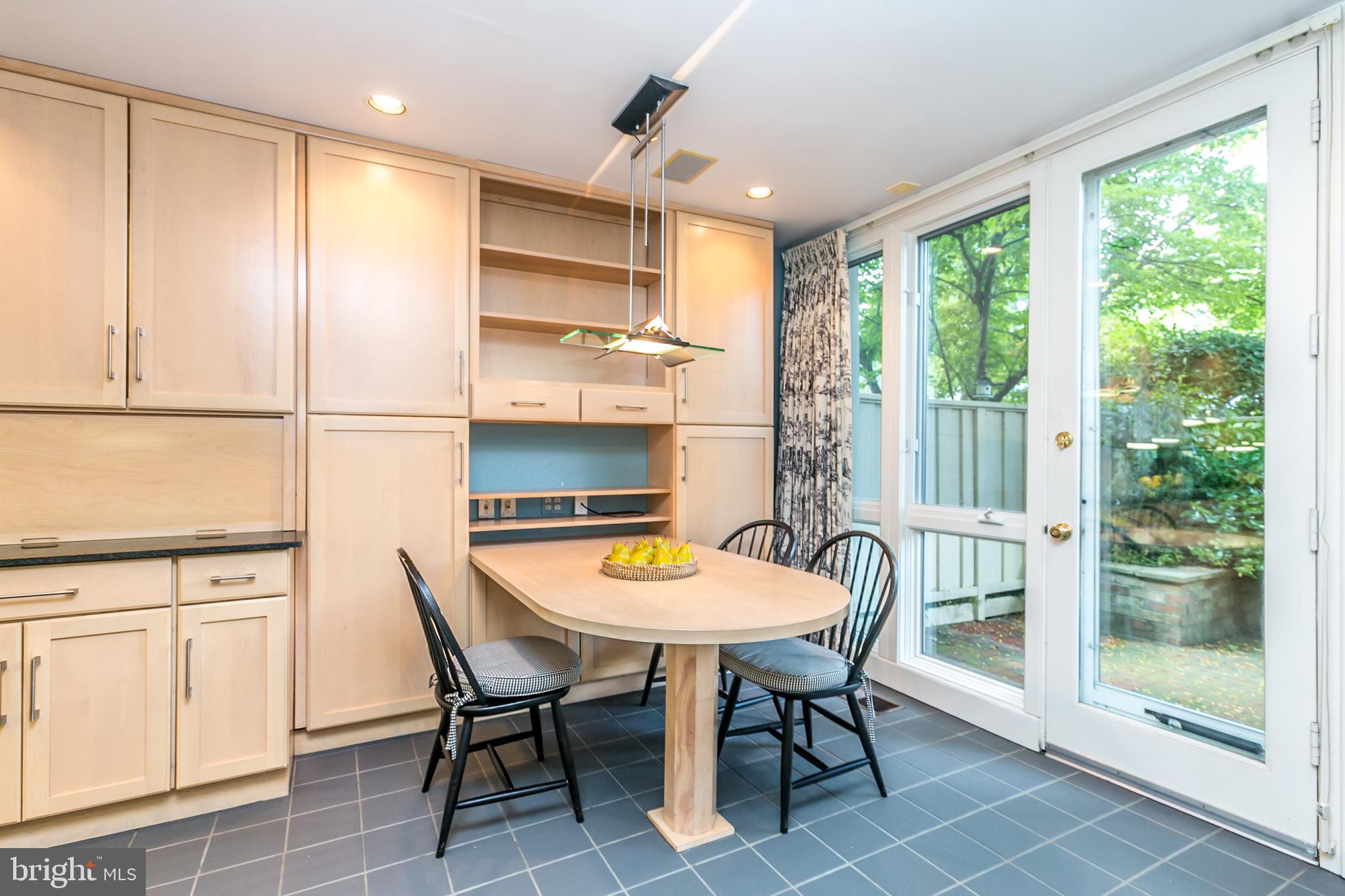 CROSS KEYS - Residential