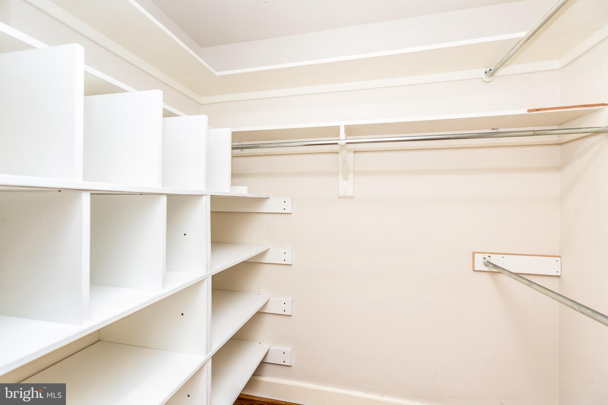 CROSS KEYS - Residential