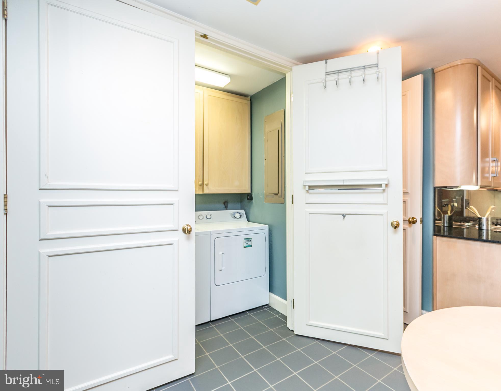 CROSS KEYS - Residential