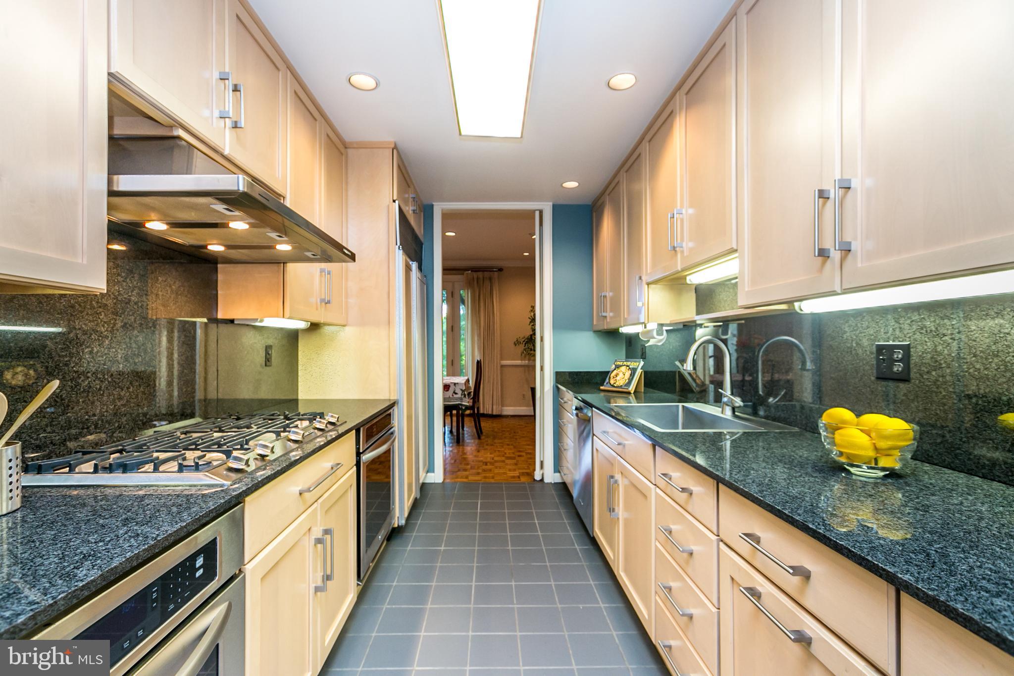 CROSS KEYS - Residential