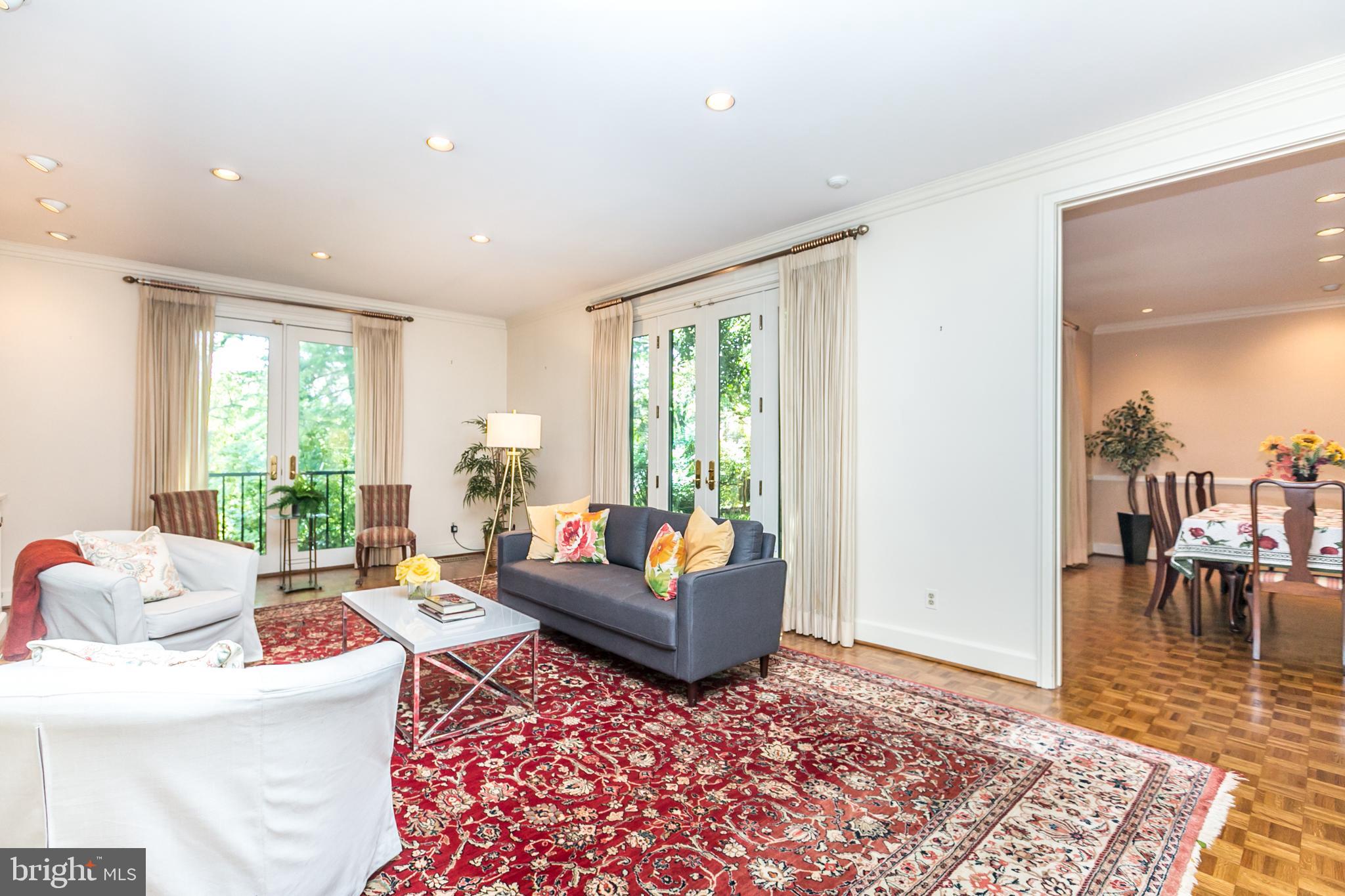 CROSS KEYS - Residential