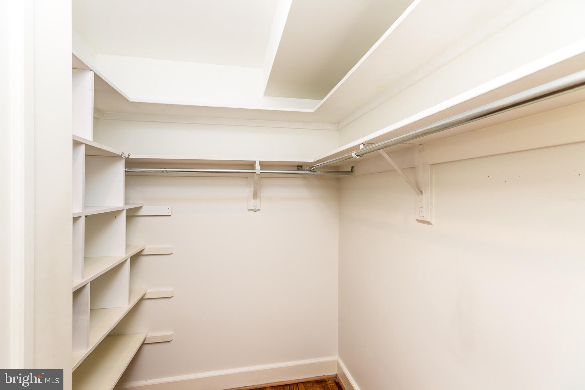 CROSS KEYS - Residential