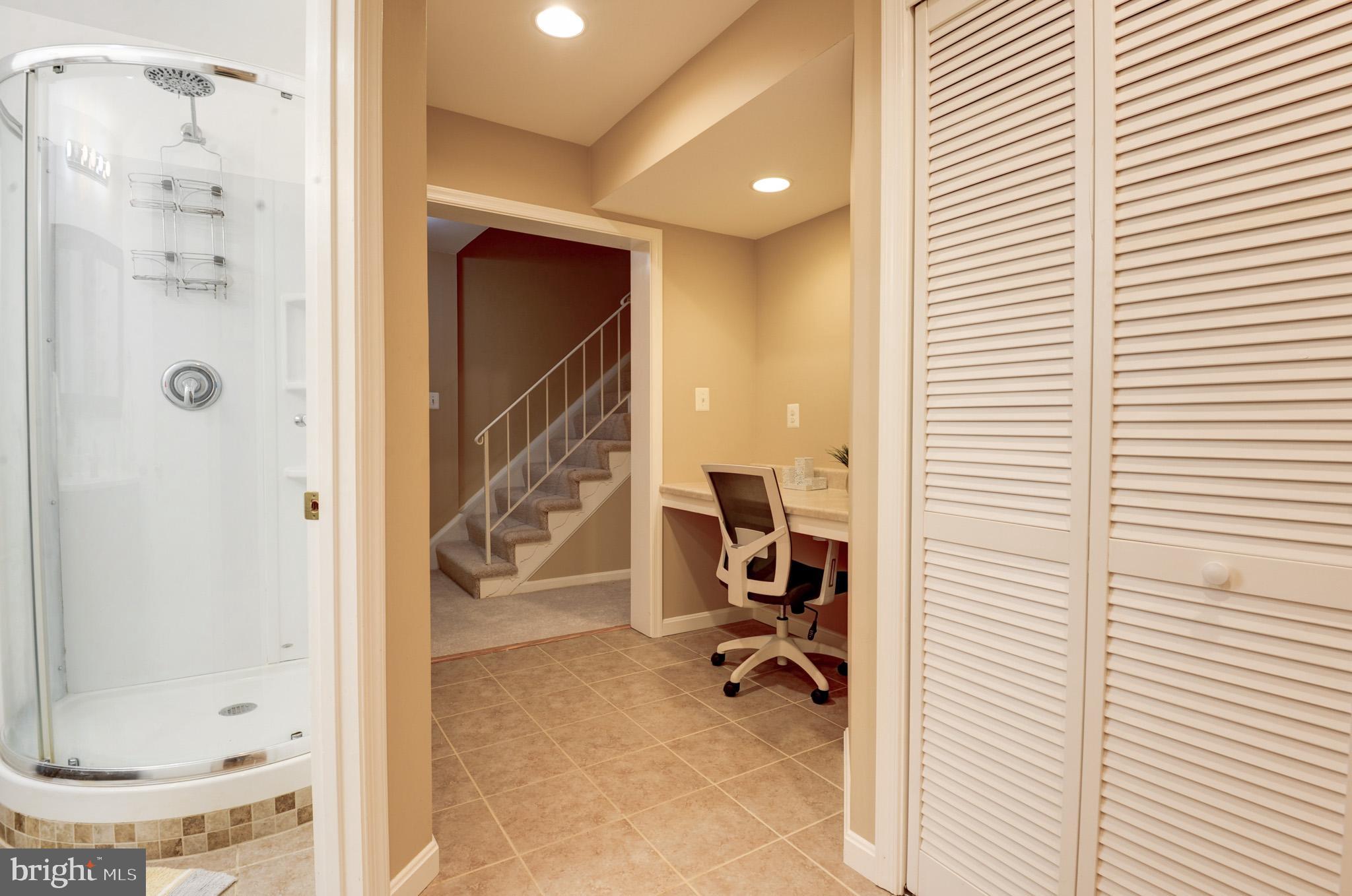 KINGS PARK WEST - Residential