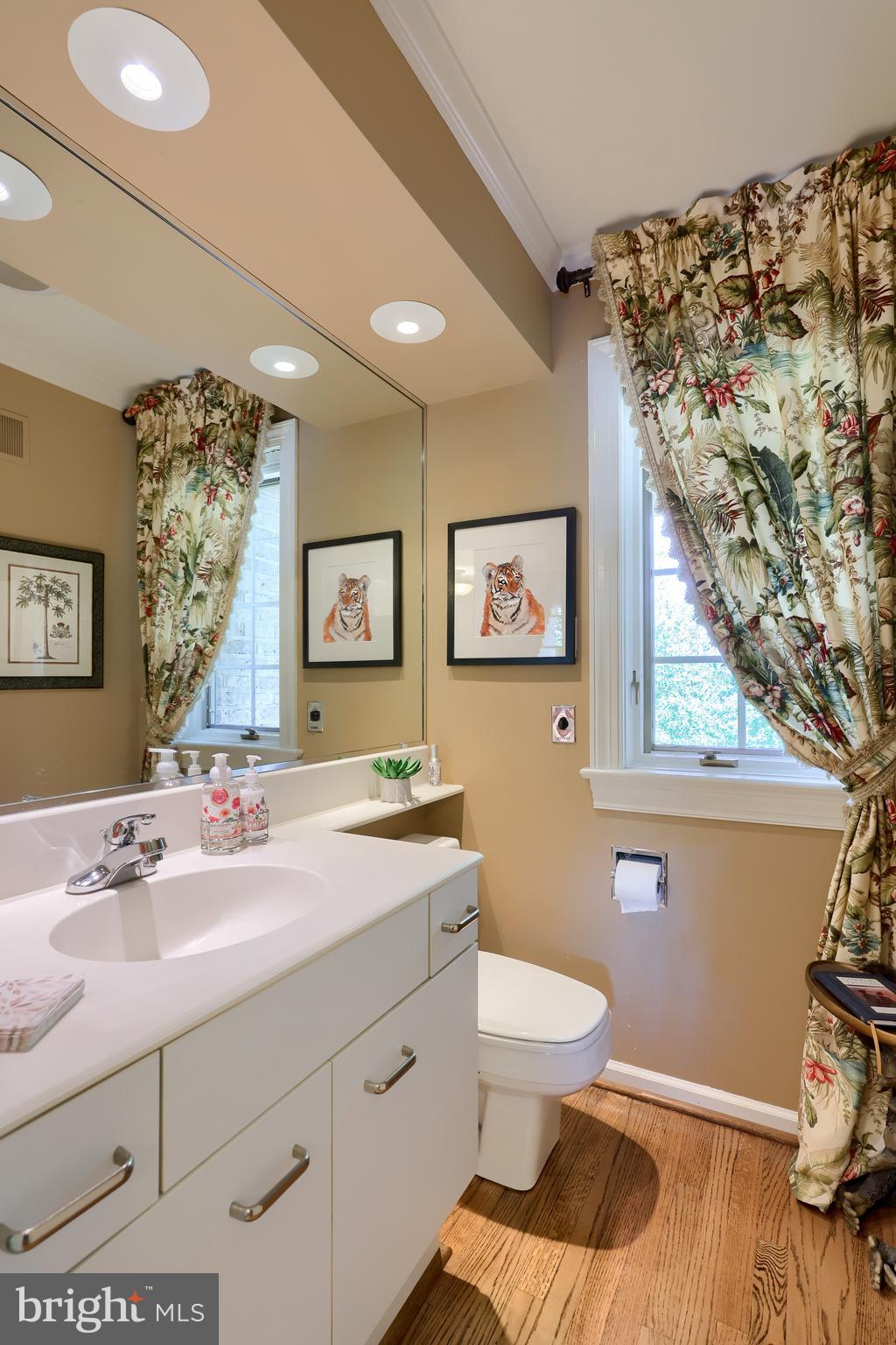 HIDDEN HILL FARM LANE - Residential