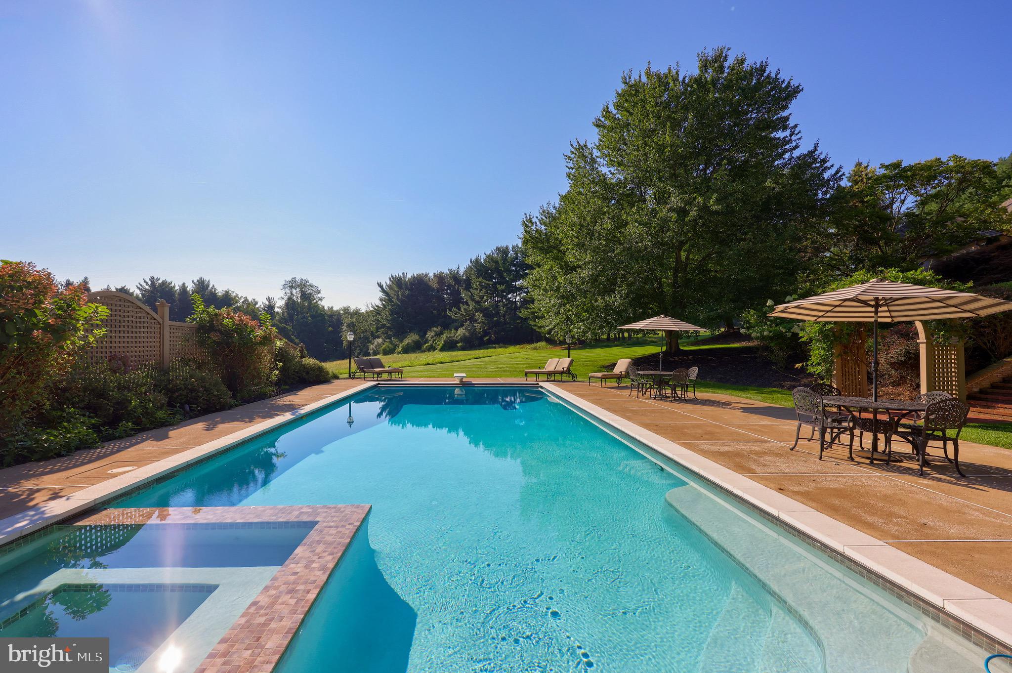 HIDDEN HILL FARM LANE - Residential