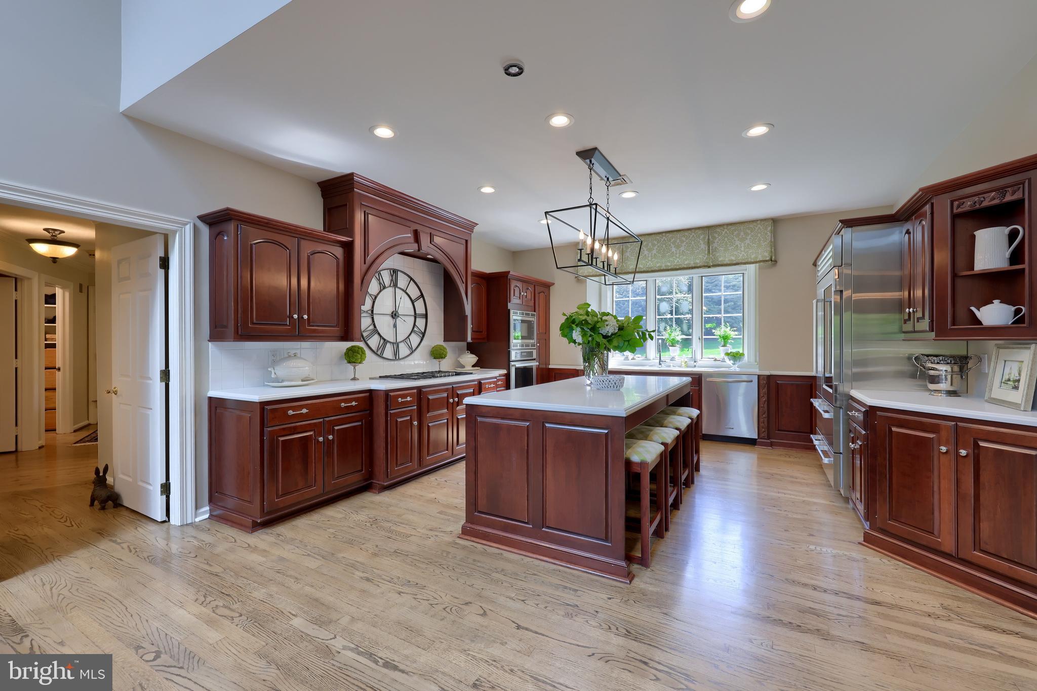 HIDDEN HILL FARM LANE - Residential