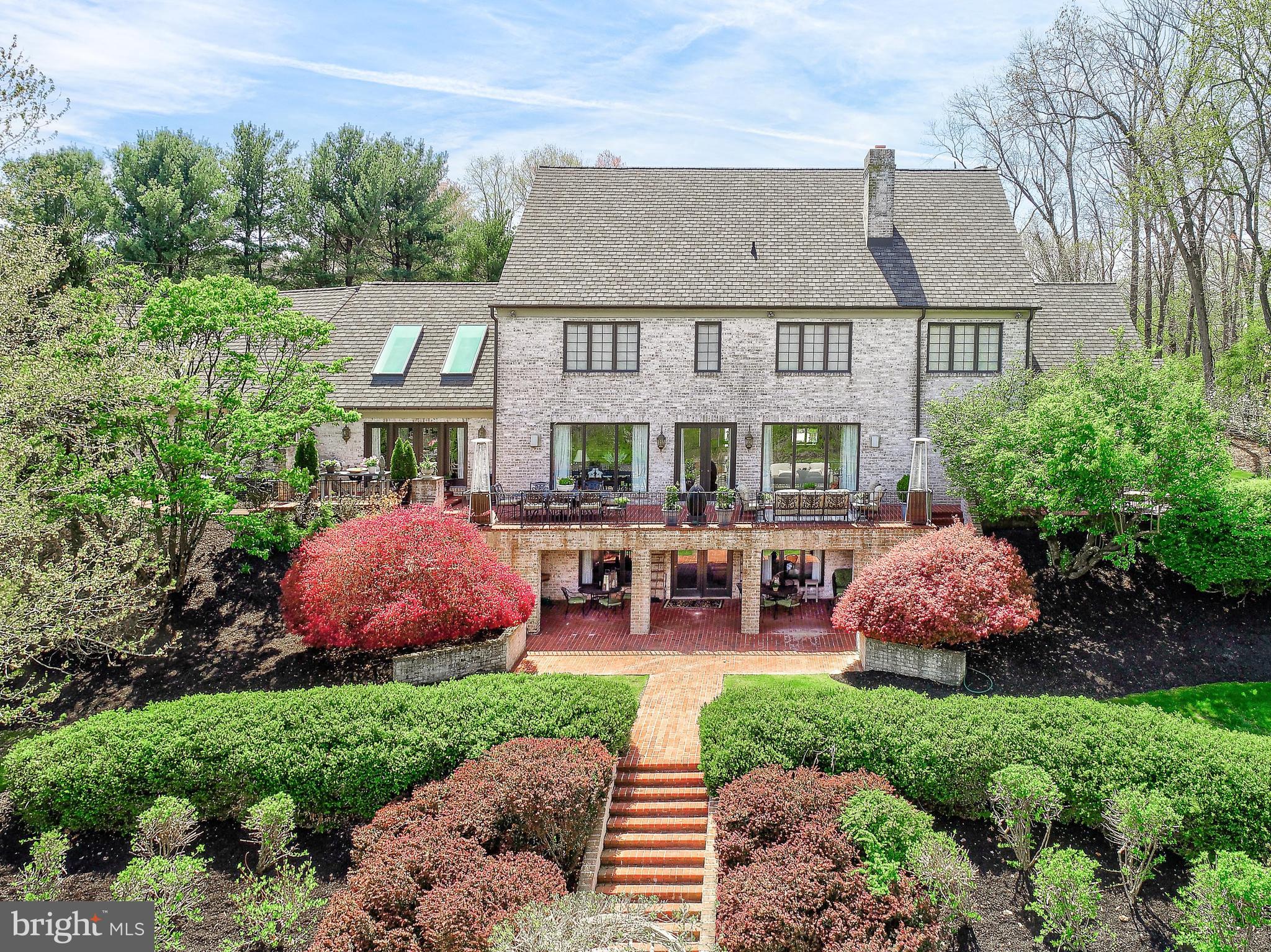 HIDDEN HILL FARM LANE - Residential