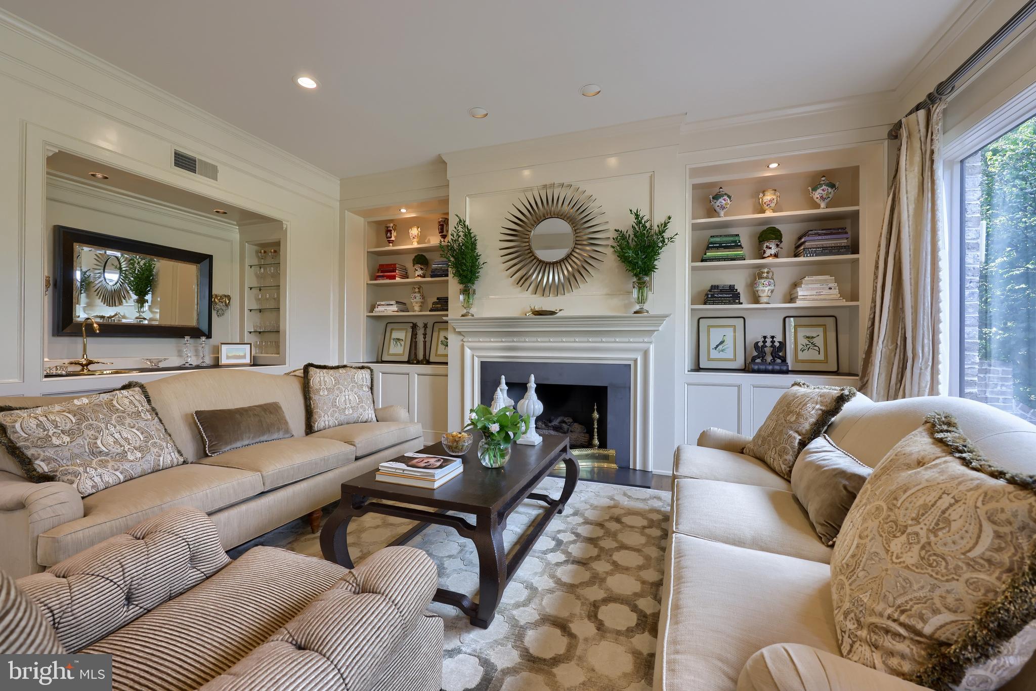 HIDDEN HILL FARM LANE - Residential