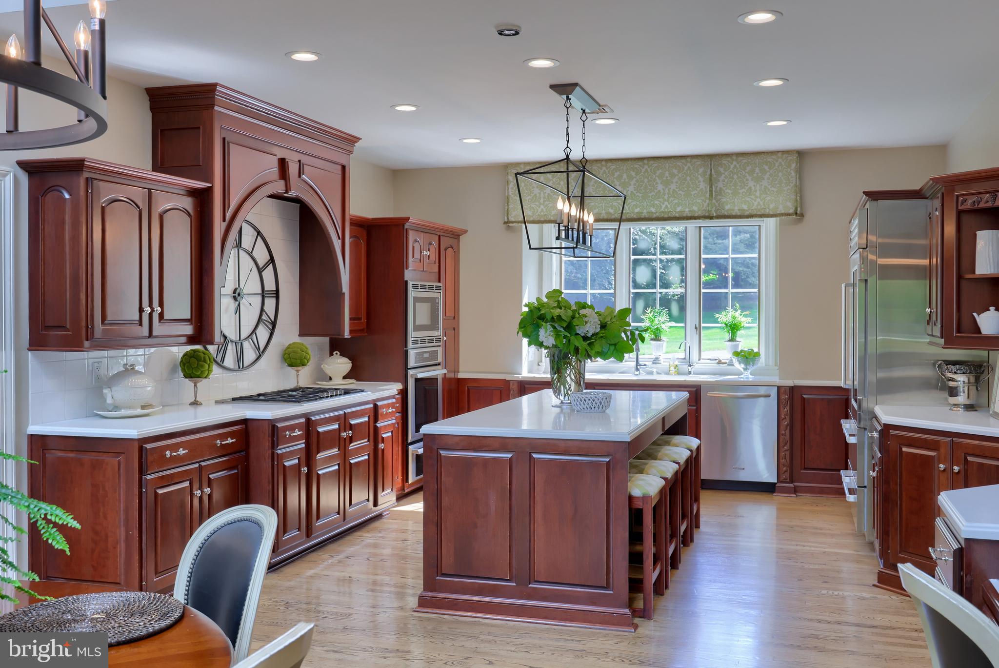 HIDDEN HILL FARM LANE - Residential