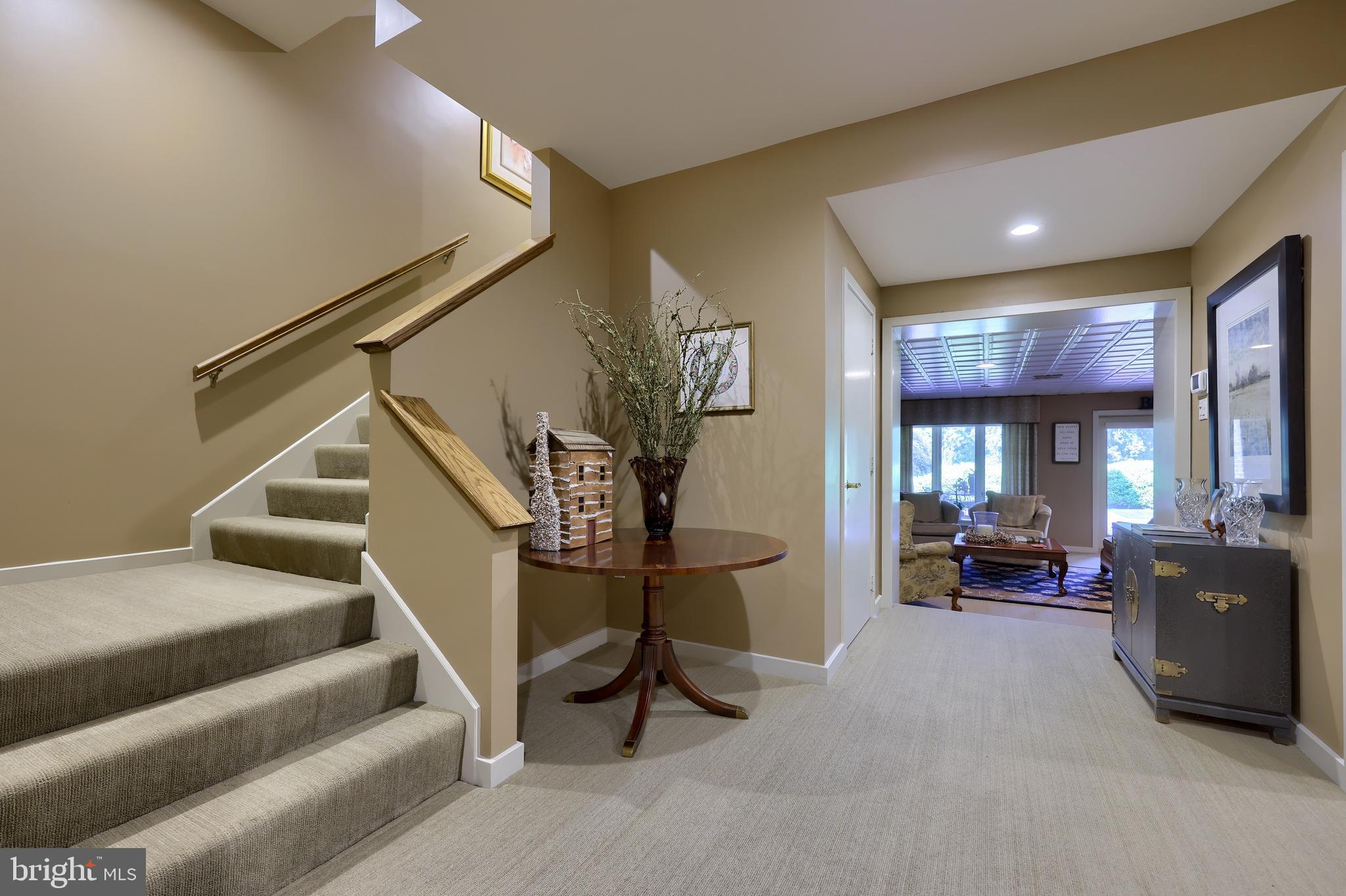 HIDDEN HILL FARM LANE - Residential