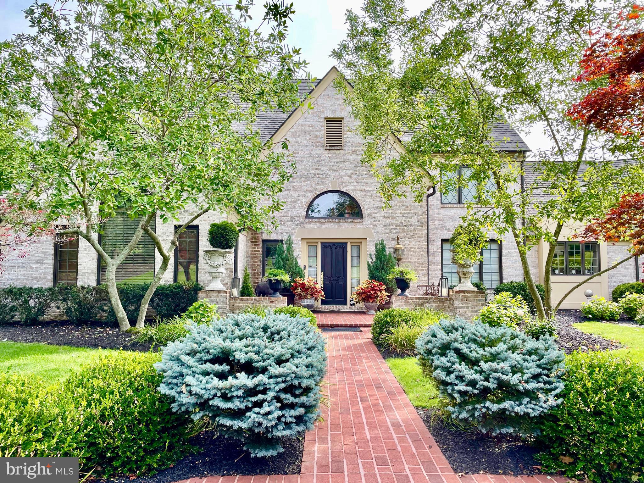 HIDDEN HILL FARM LANE - Residential