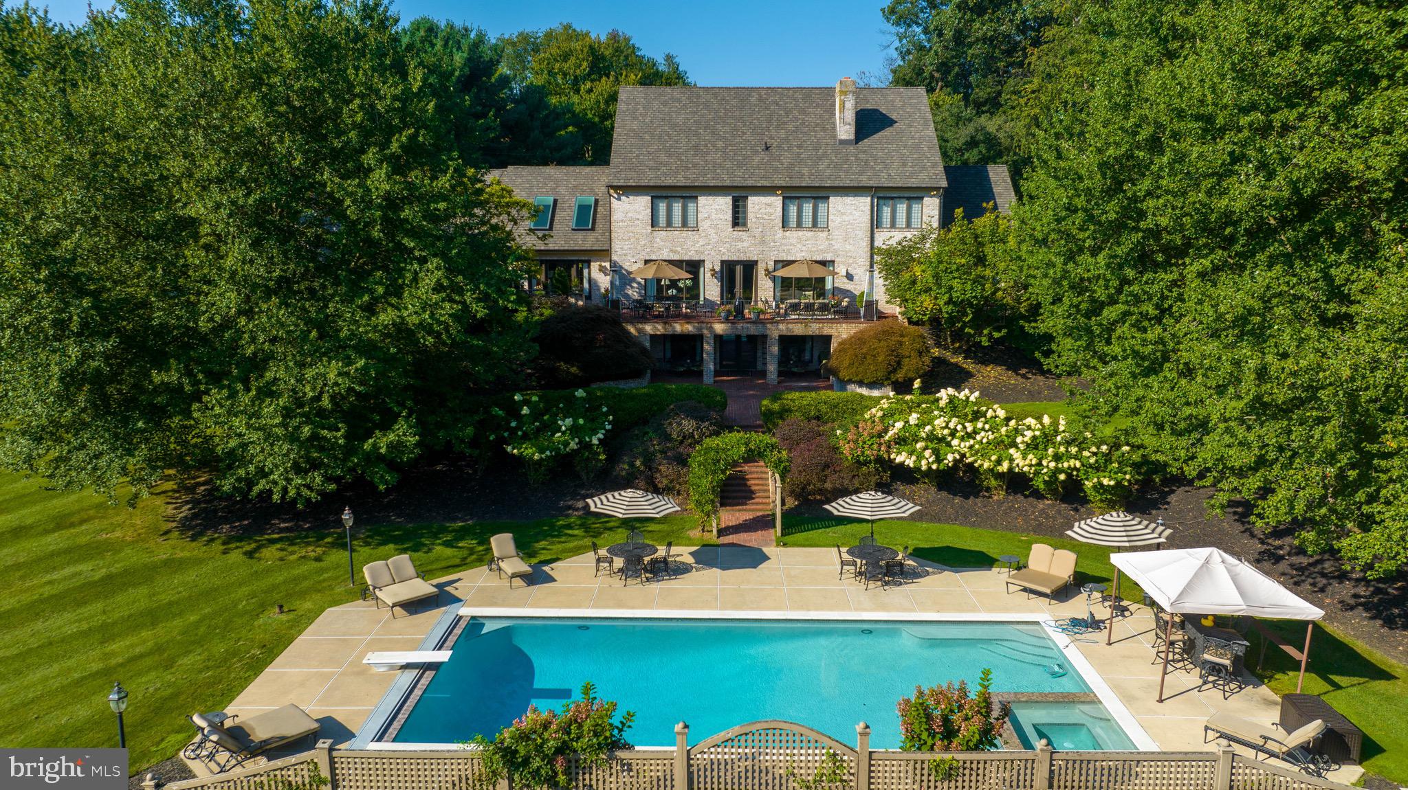 HIDDEN HILL FARM LANE - Residential