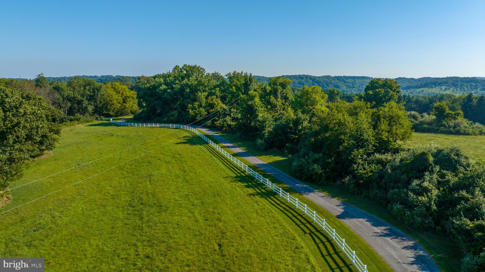 HIDDEN HILL FARM LANE - Residential