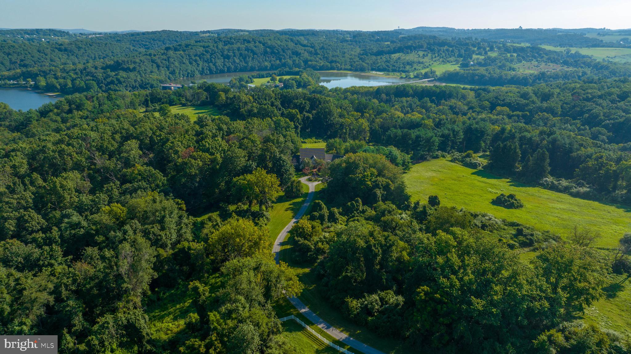 HIDDEN HILL FARM LANE - Residential