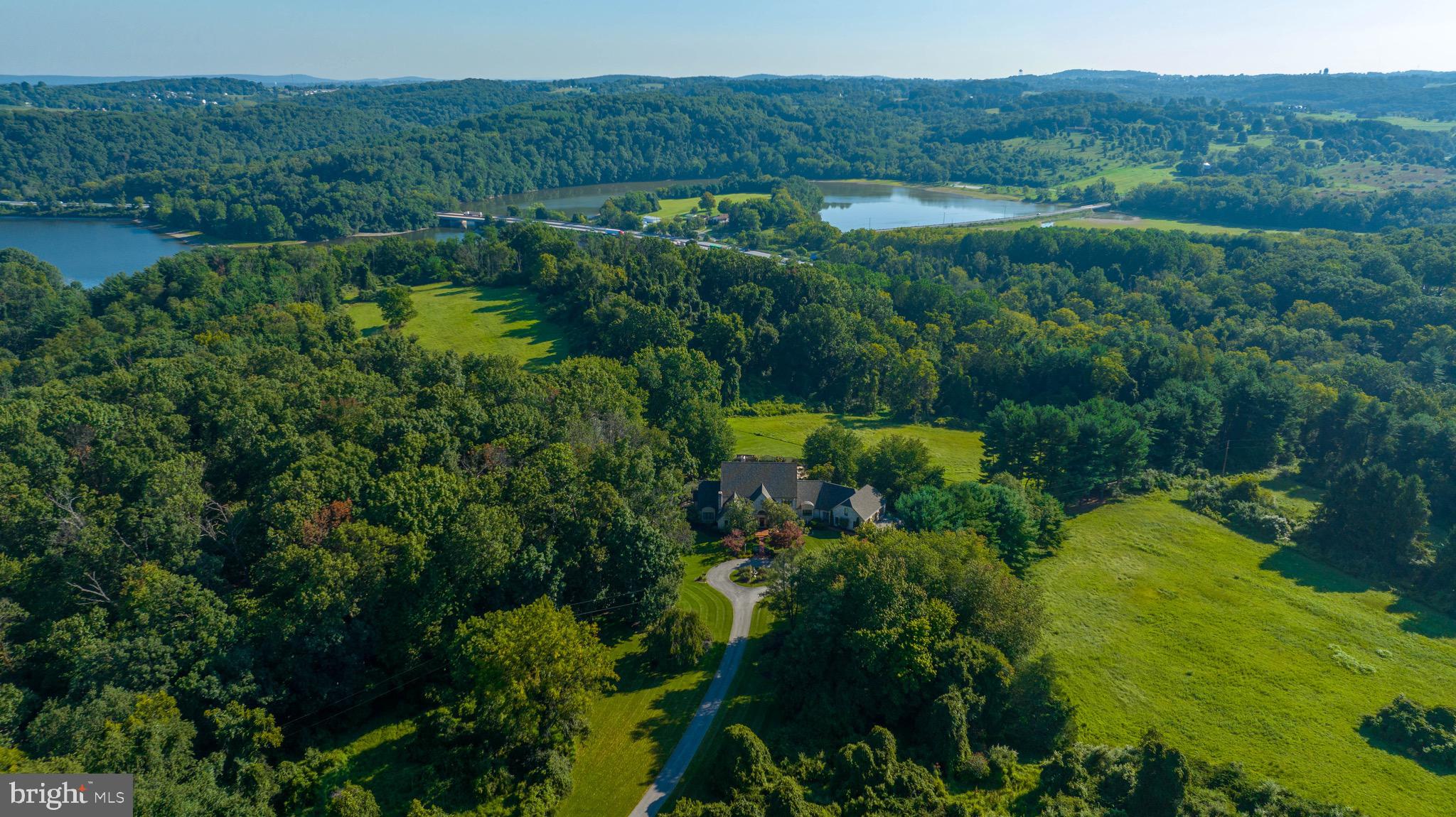 HIDDEN HILL FARM LANE - Residential