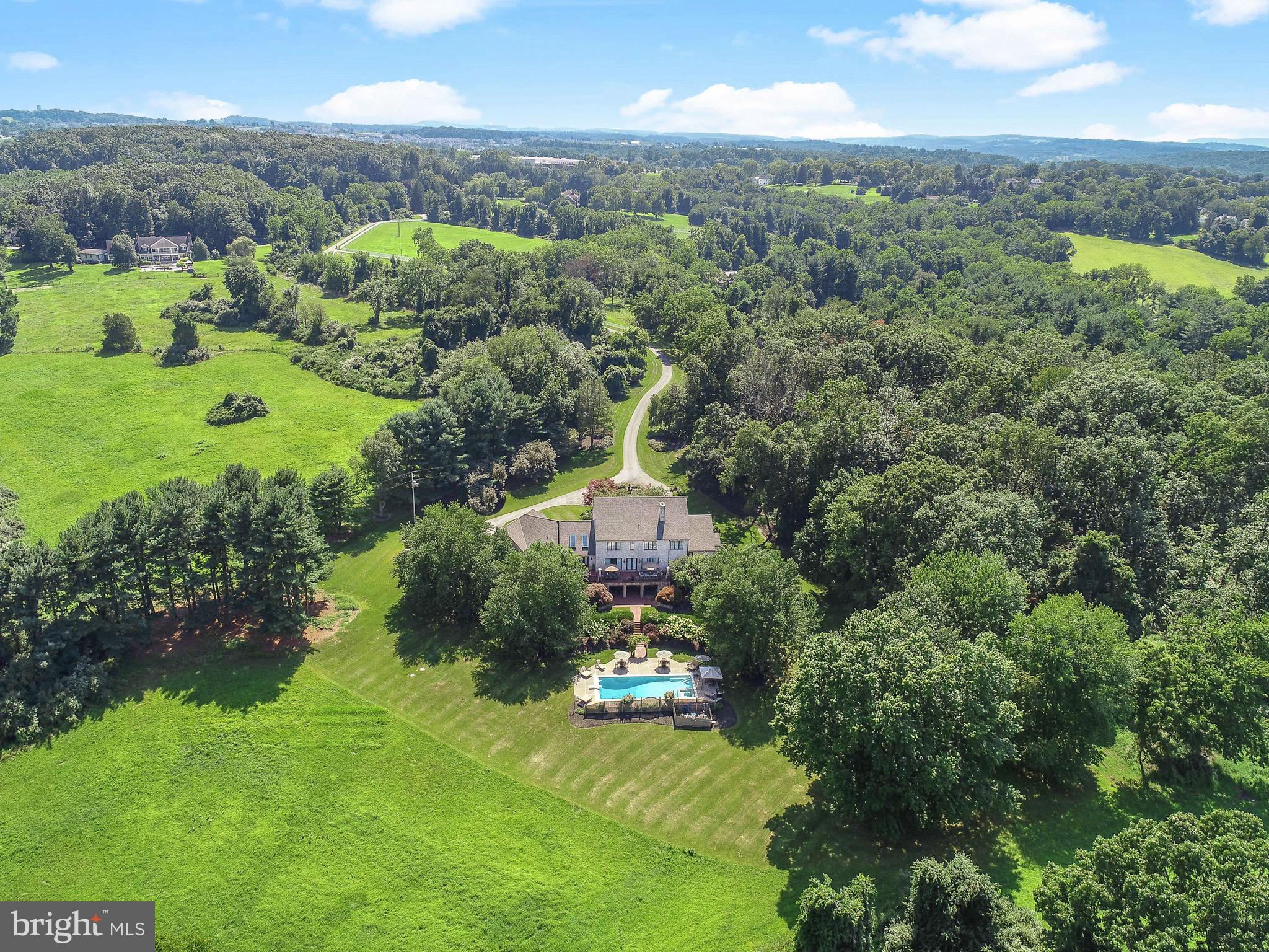 HIDDEN HILL FARM LANE - Residential