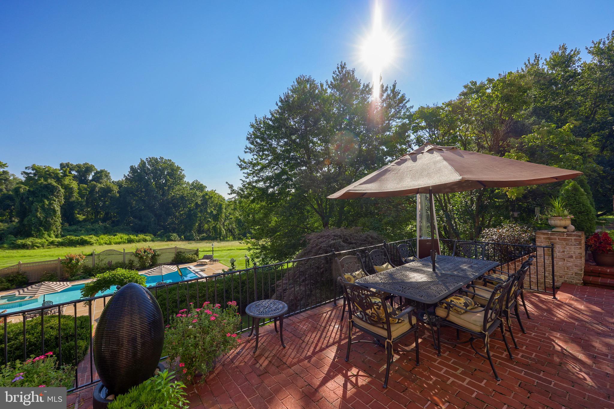 HIDDEN HILL FARM LANE - Residential