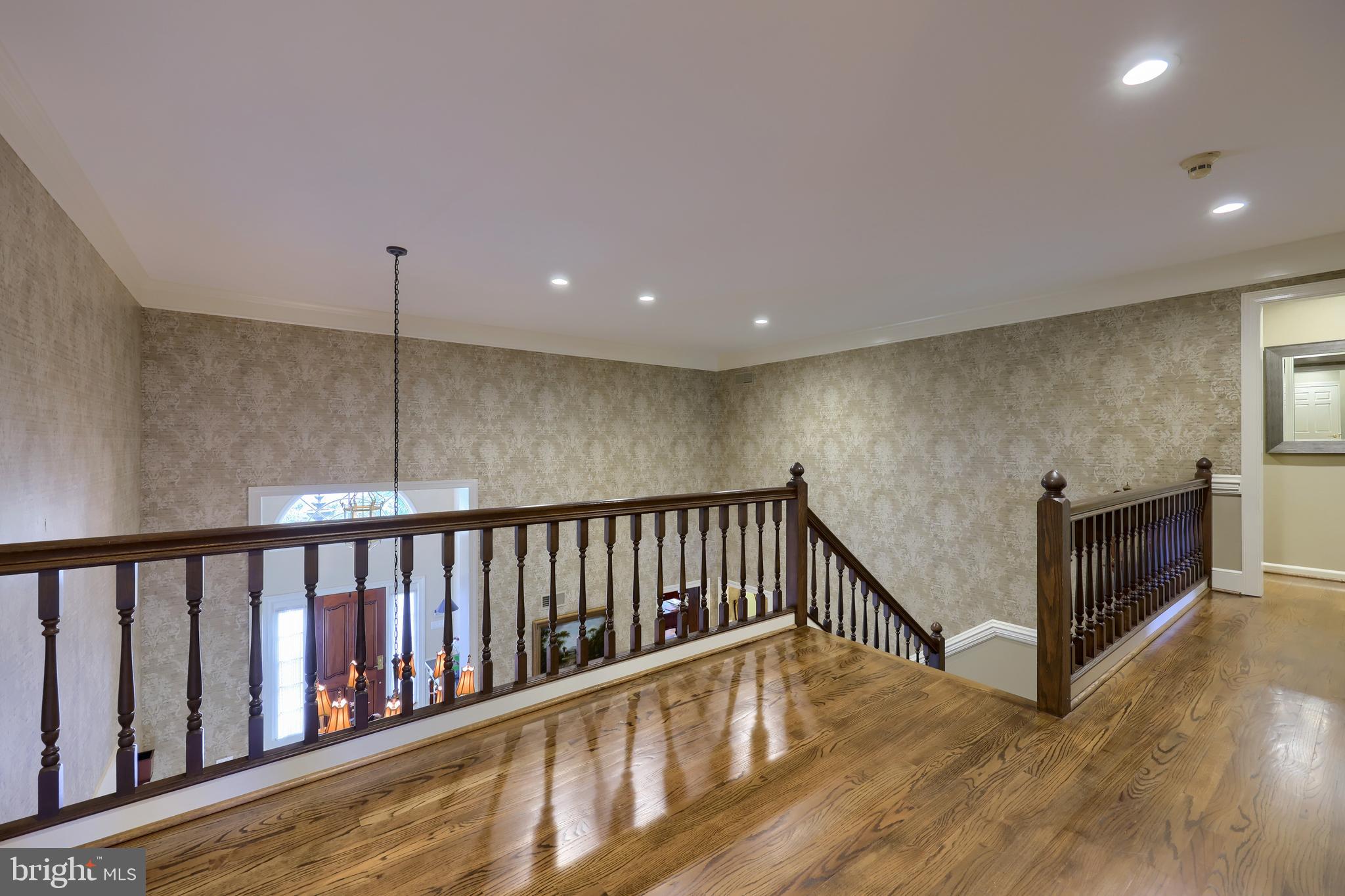 HIDDEN HILL FARM LANE - Residential