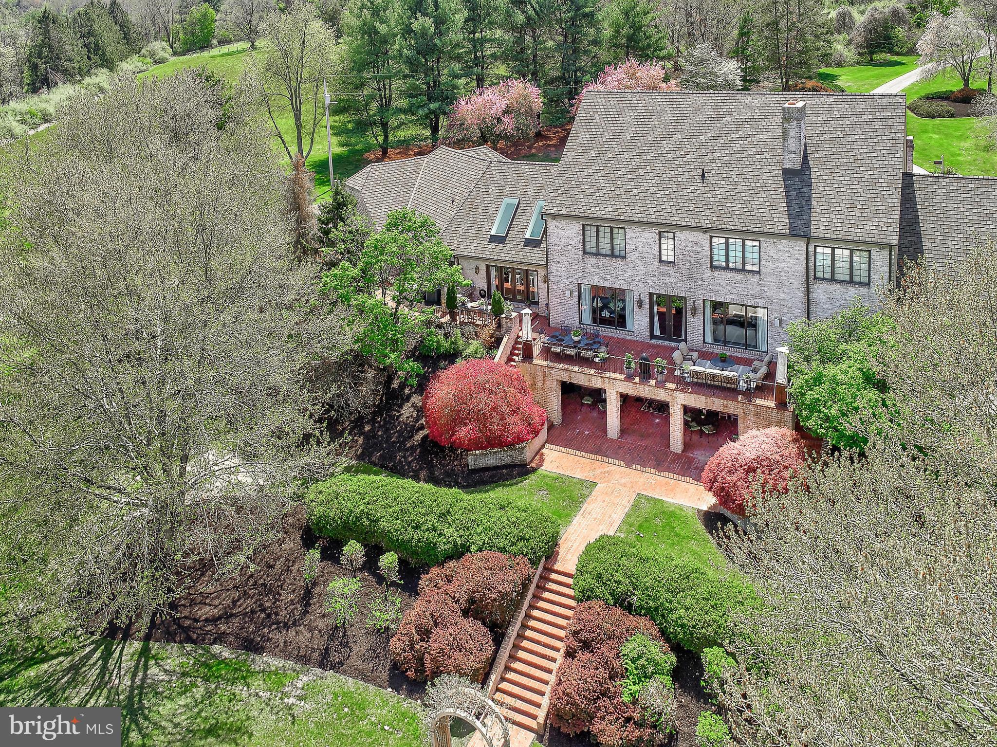 HIDDEN HILL FARM LANE - Residential