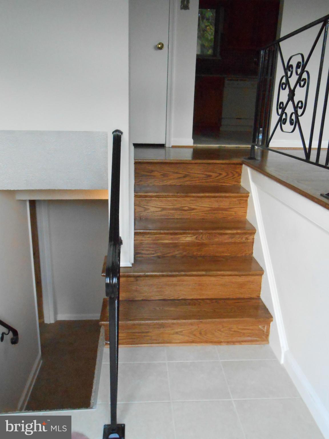 WEST SPRINGFIELD VILLAGE - Residential